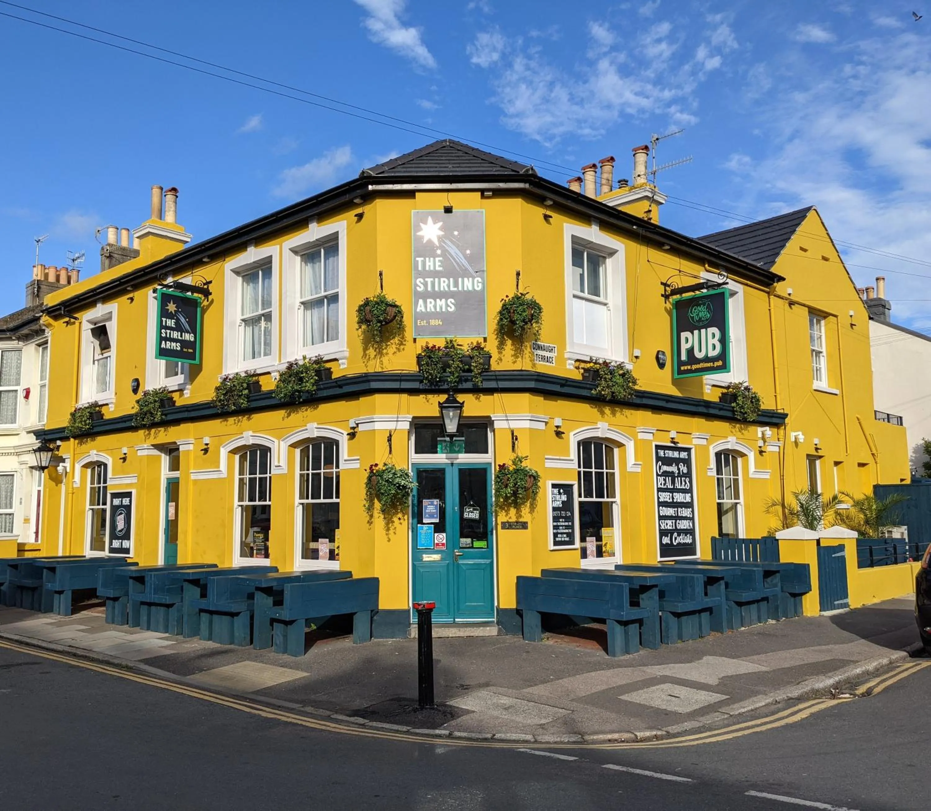 Property building in The Stirling Arms Pub & Rooms