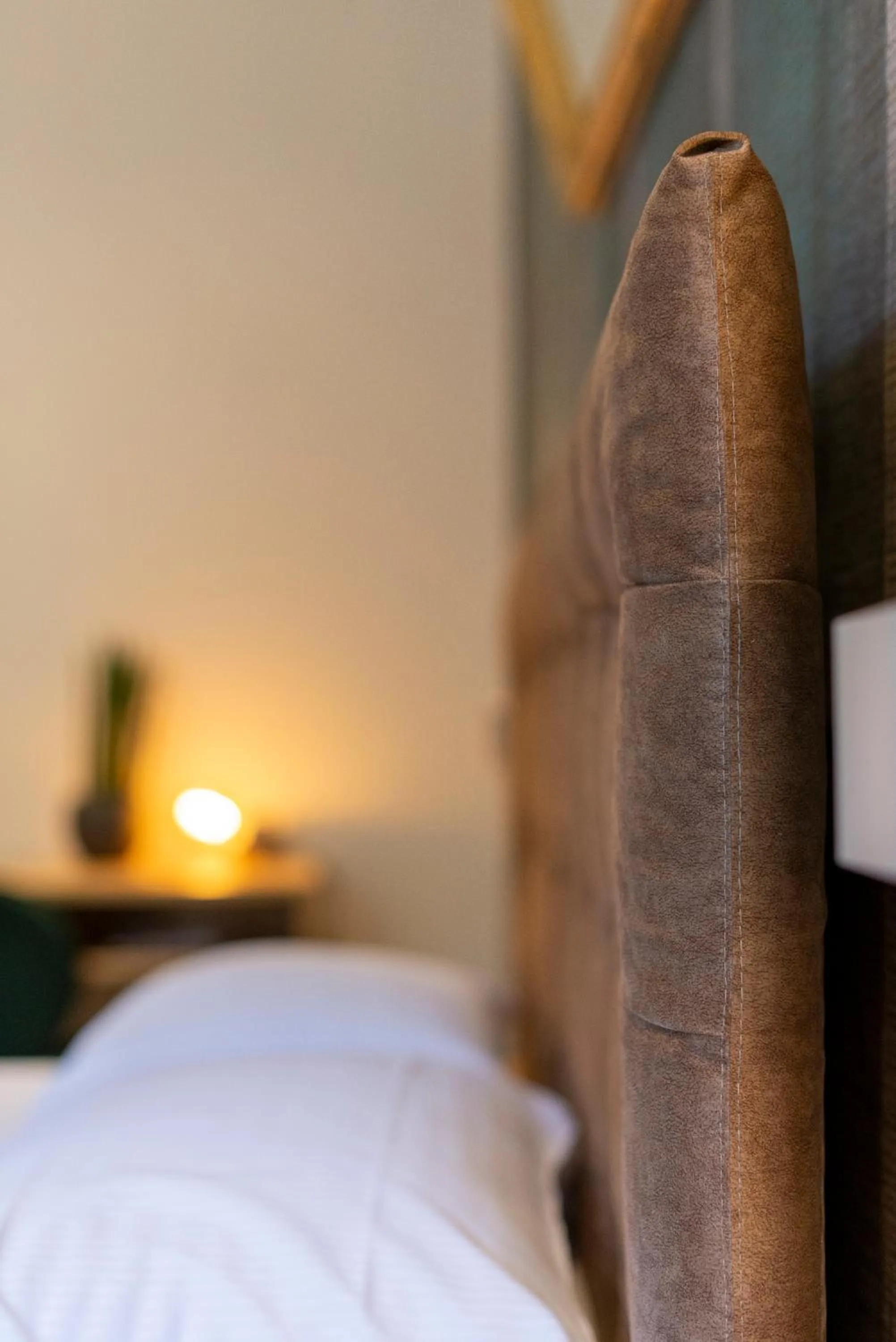 Decorative detail, Bed in Design 18 Charming Rooms