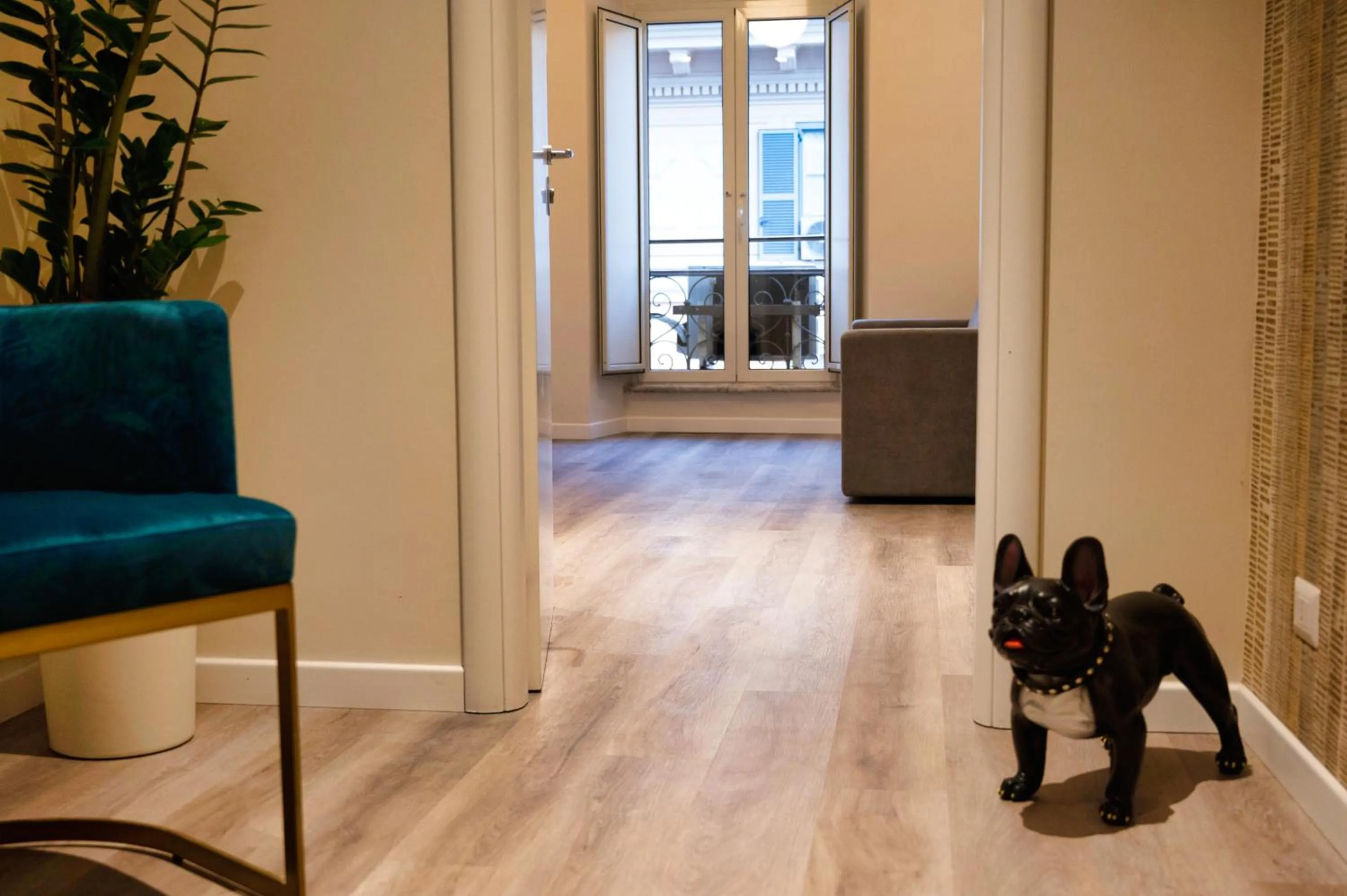 Decorative detail in Design 18 Charming Rooms