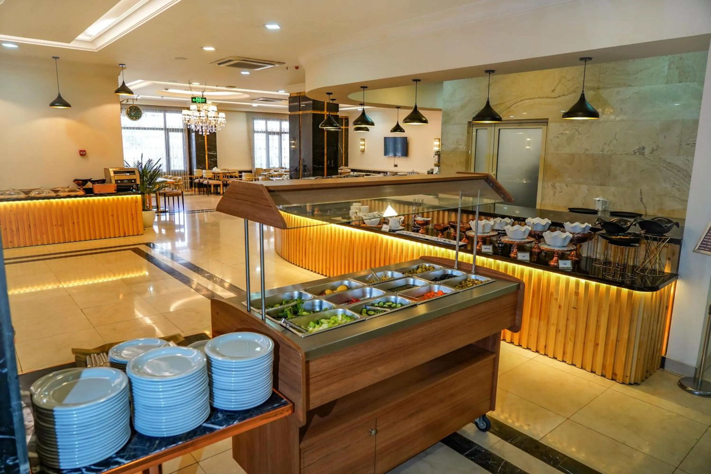 Food and drinks in Haden Hotel