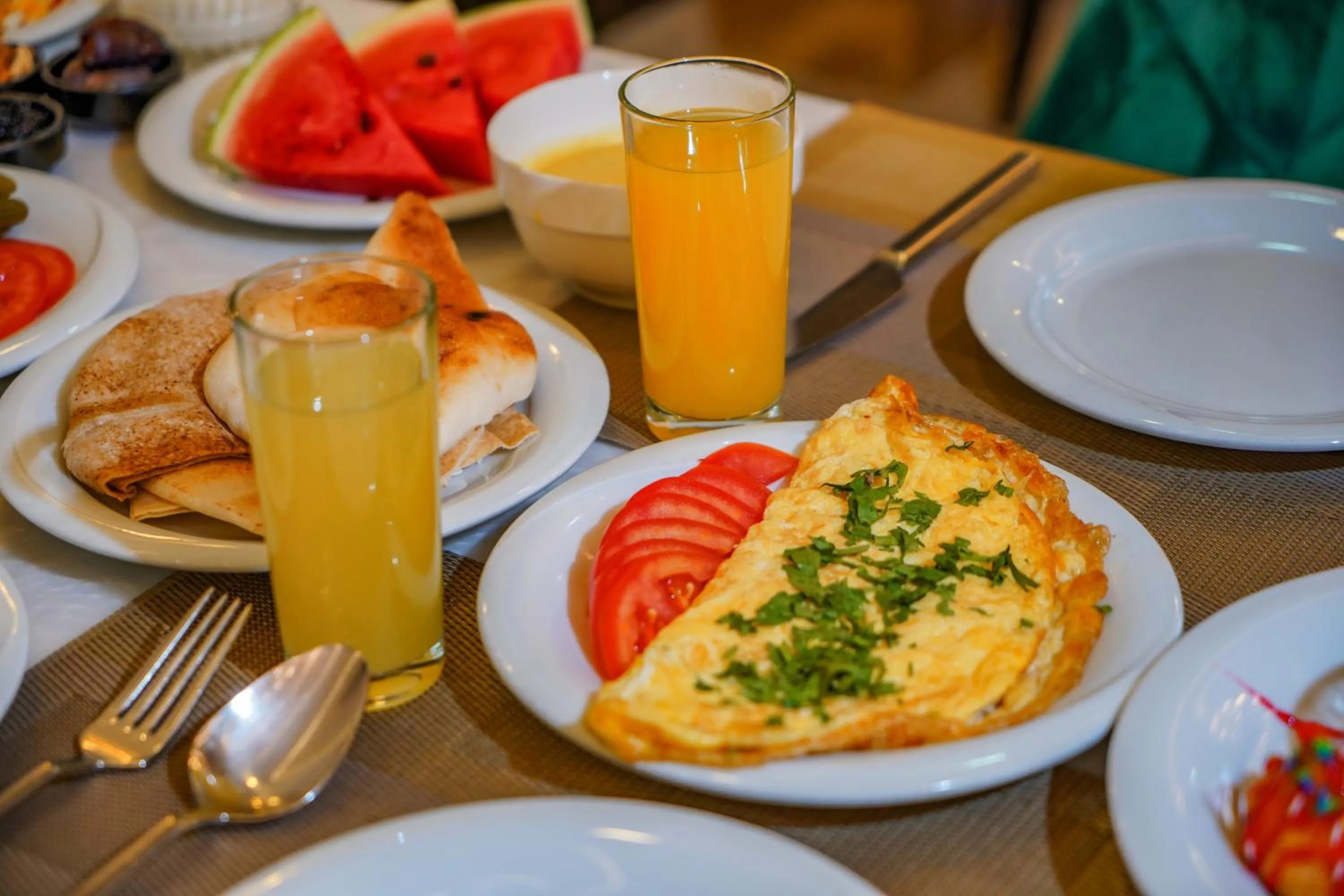 Food and drinks in Haden Hotel