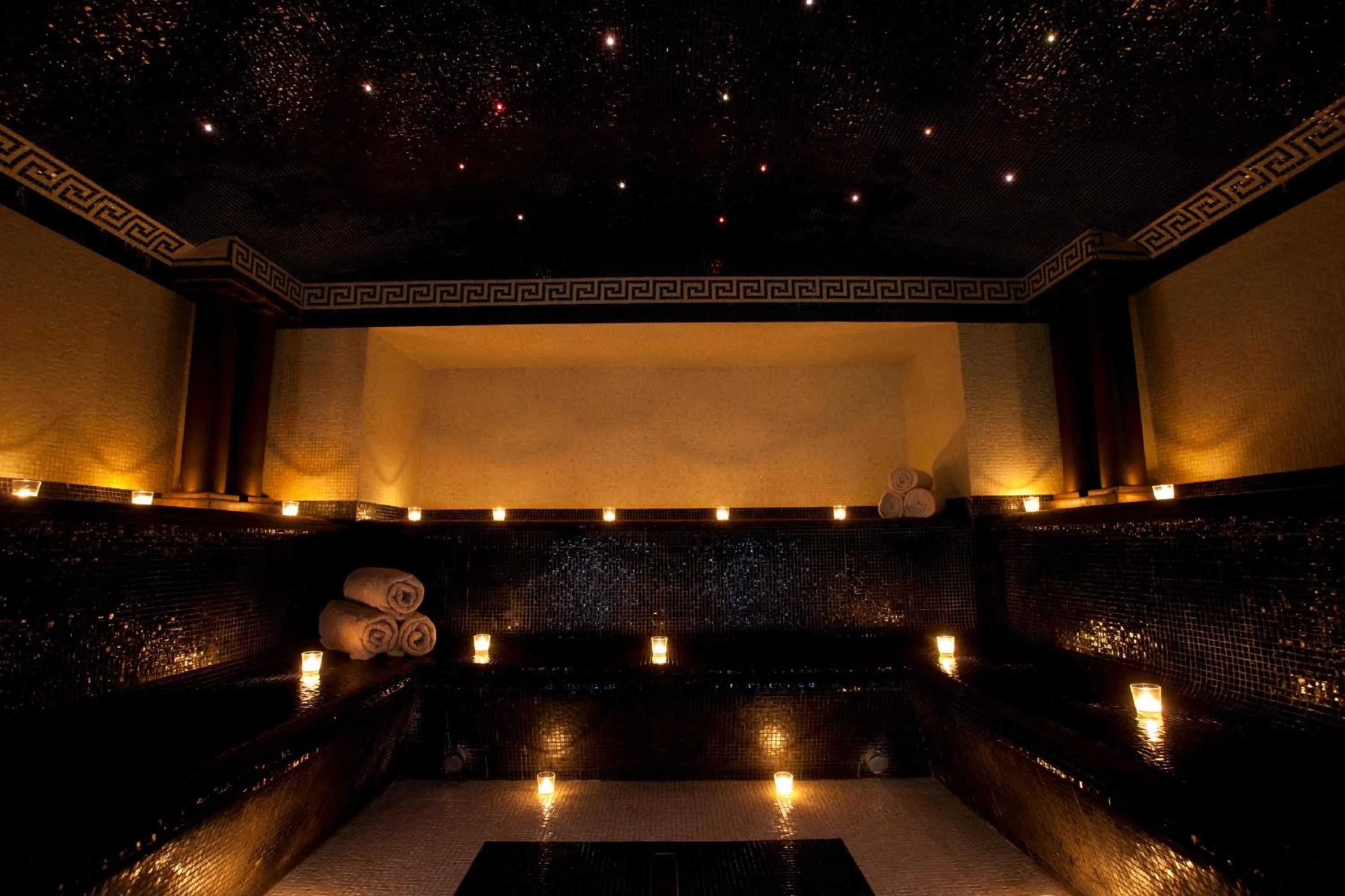 Spa and wellness centre/facilities in InterContinental Bordeaux Le Grand Hotel by IHG