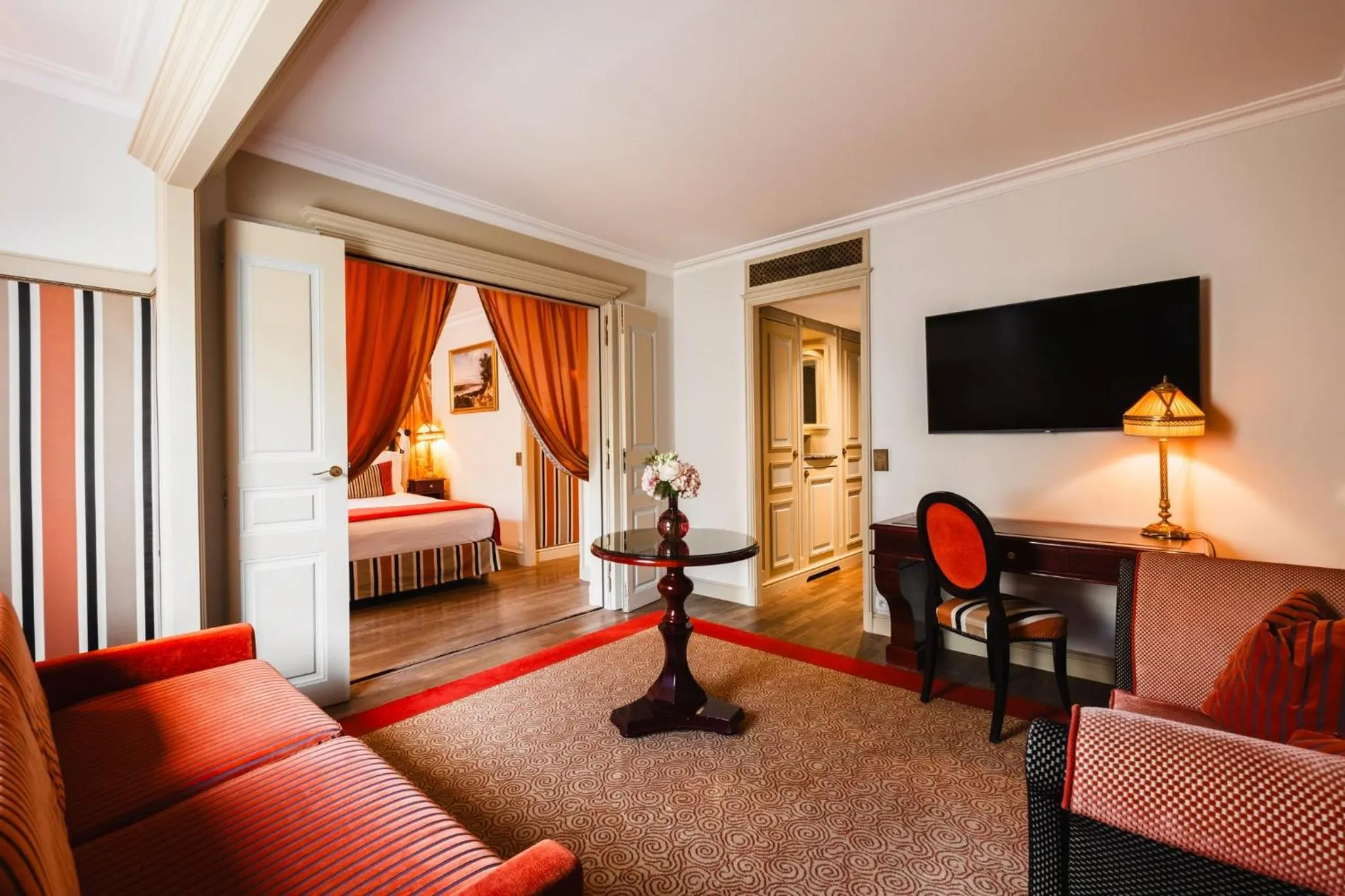 Photo of the whole room, Bed in InterContinental Bordeaux Le Grand Hotel by IHG