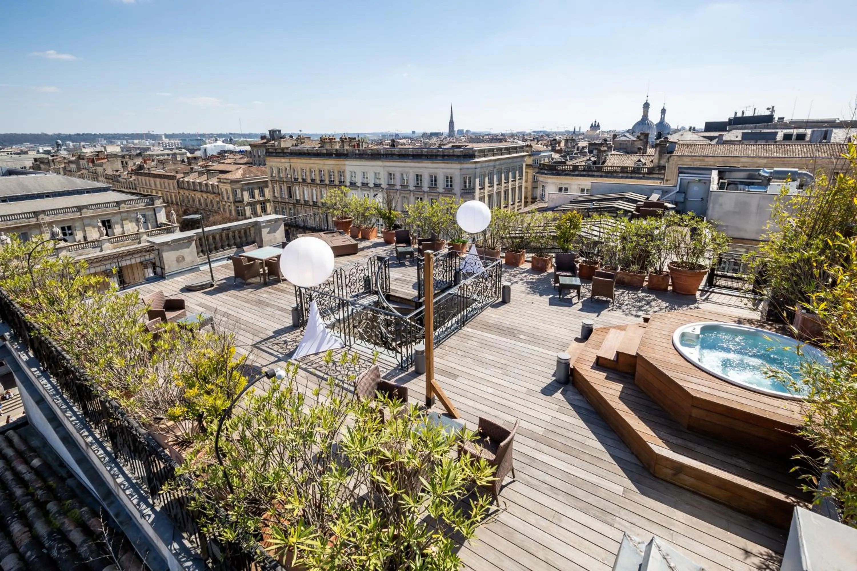 Balcony/Terrace in InterContinental Bordeaux Le Grand Hotel by IHG