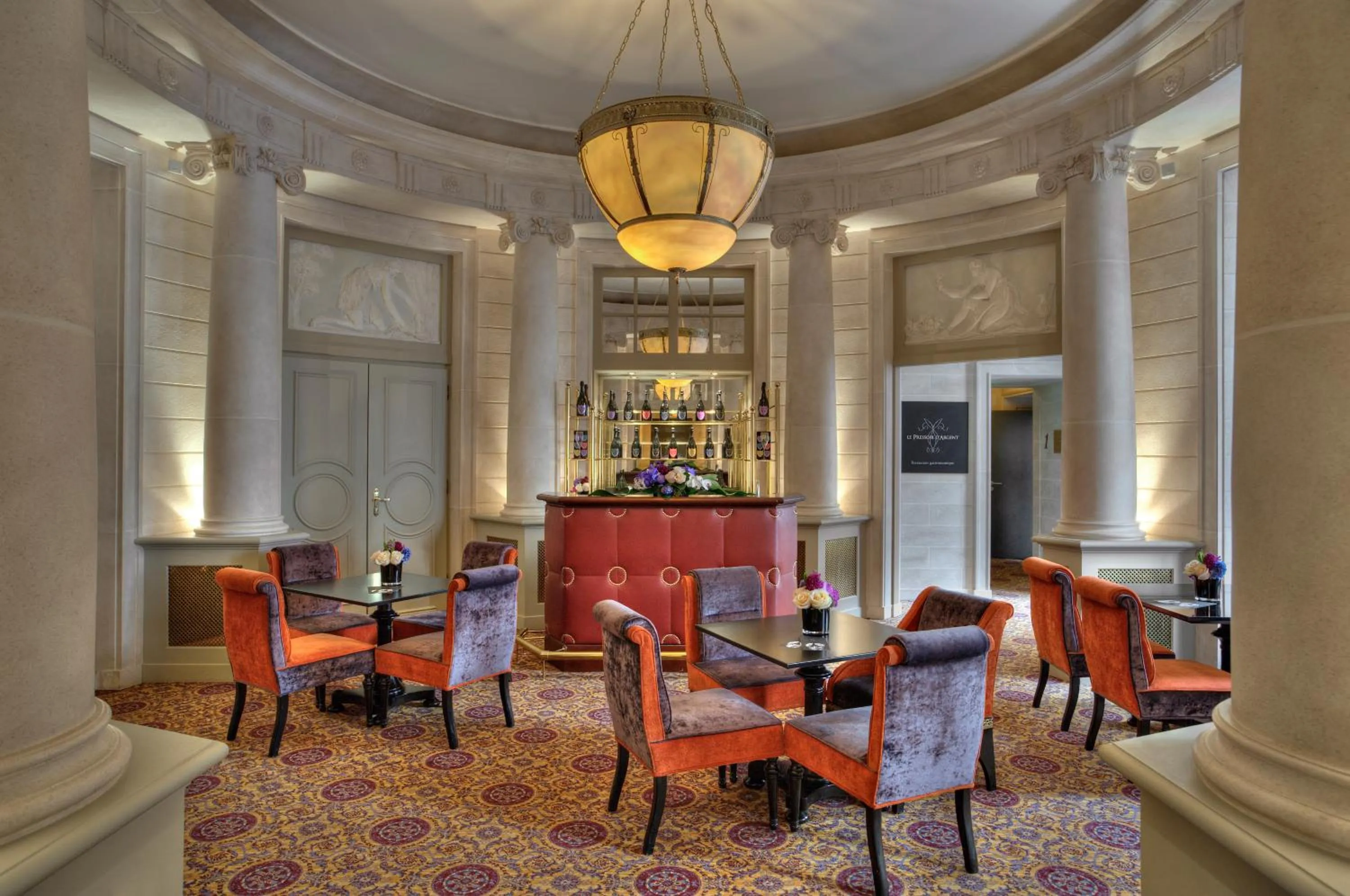 Restaurant/places to eat in InterContinental Bordeaux Le Grand Hotel by IHG