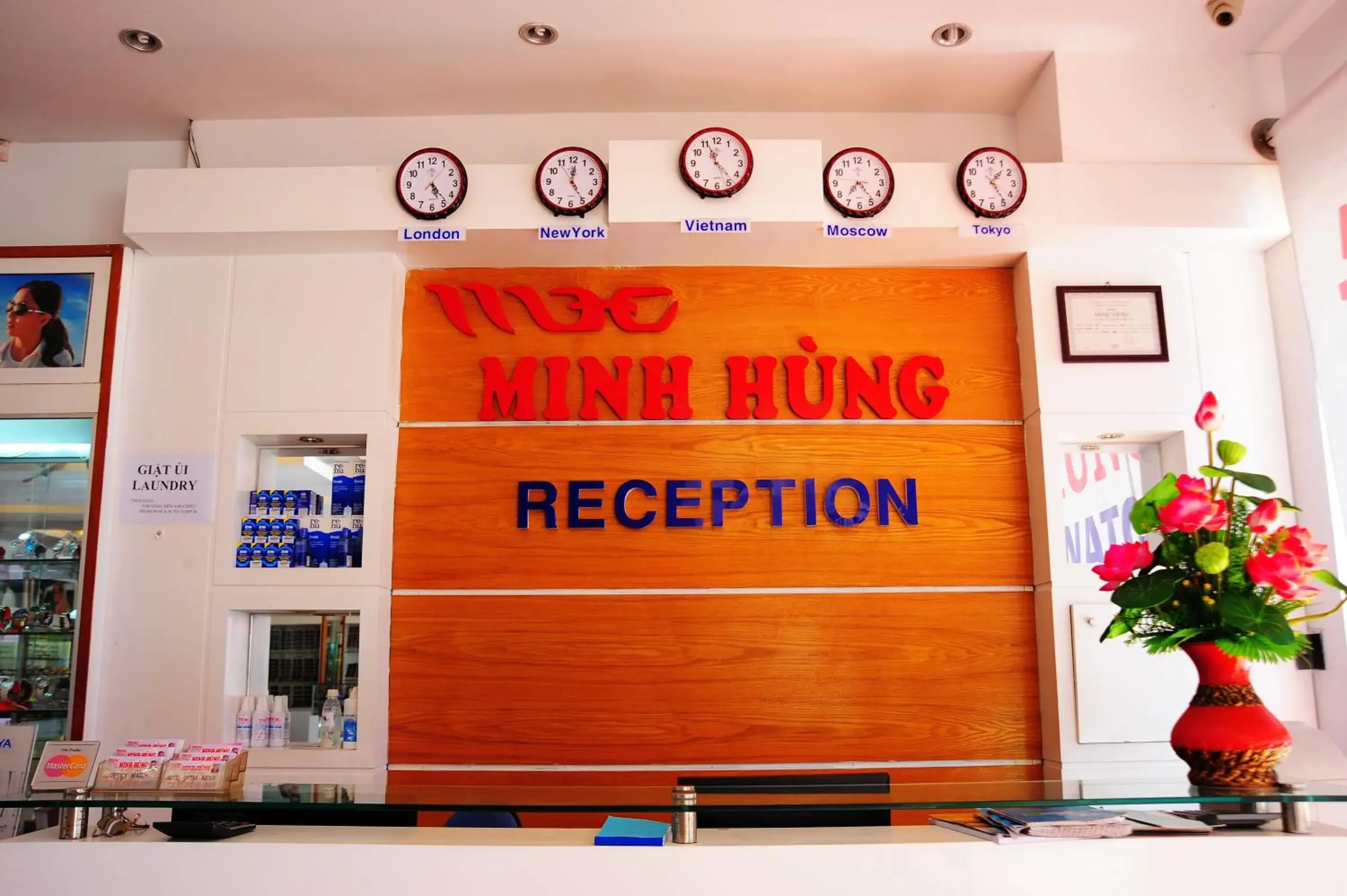 Lobby or reception in Minh Hung Hotel Lobby or reception in Minh Hung Hotel