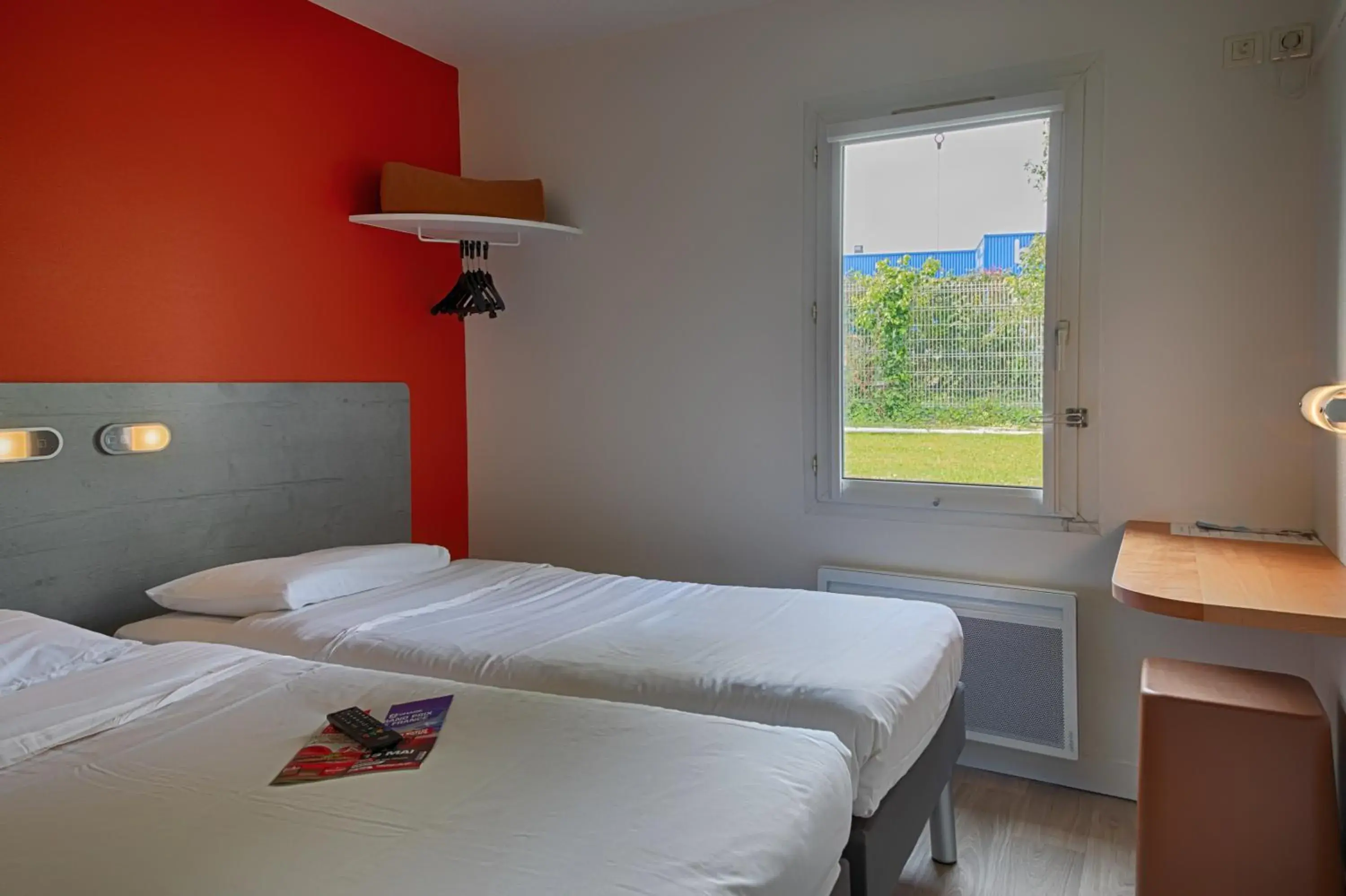 Twin Room in Ibis Budget Redon Twin Room in Ibis Budget Redon
