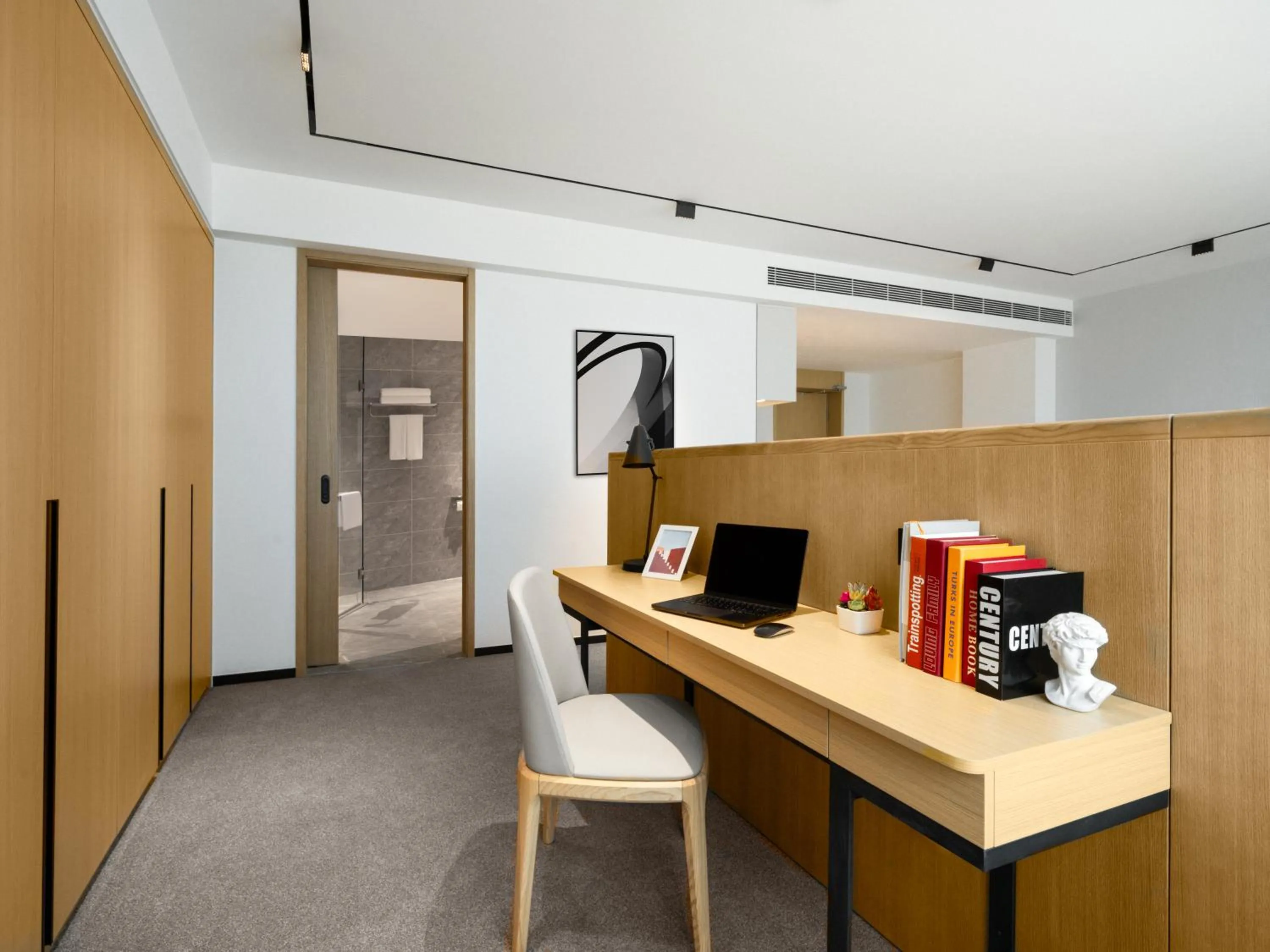 Bedroom in Guangzhou Dong Fang Hotel