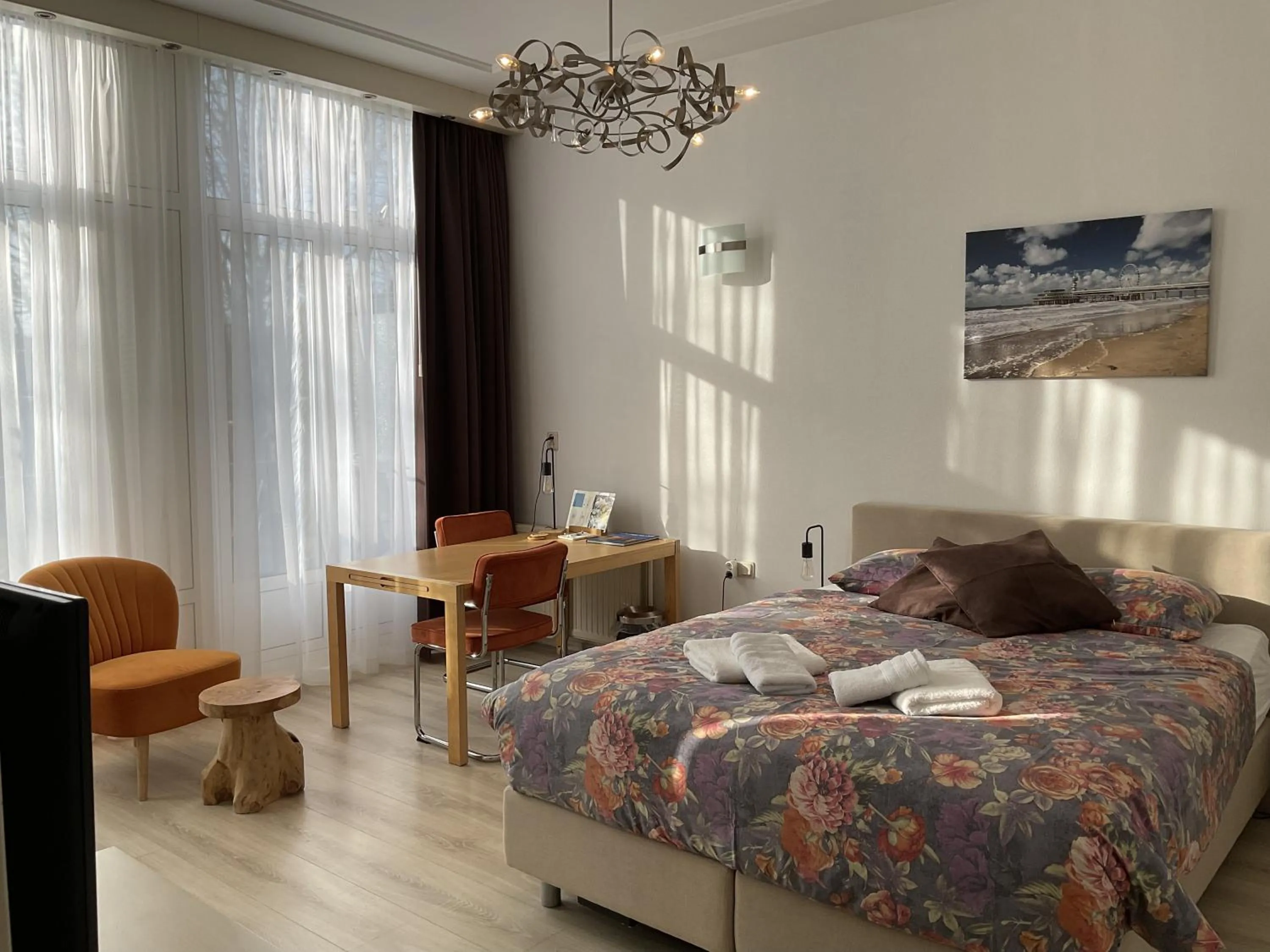 Bedroom, Bed in Plato by Hofstad Studio’s