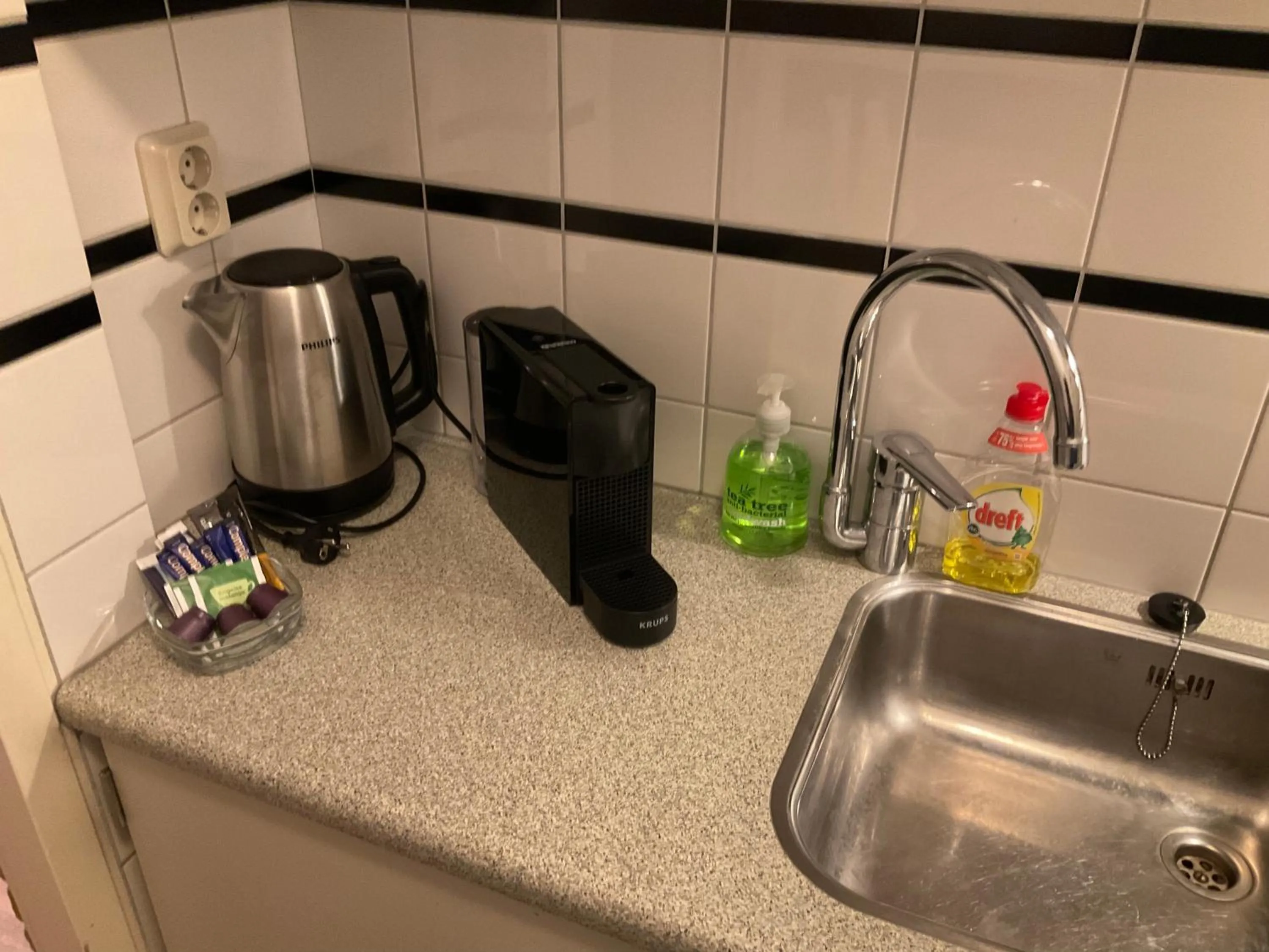 Kitchen or kitchenette in Plato by Hofstad Studio’s