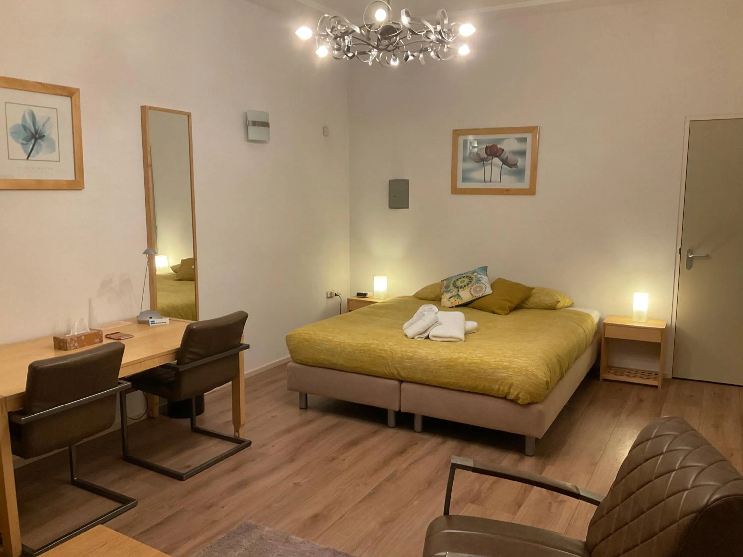 Bed in Plato by Hofstad Studio’s