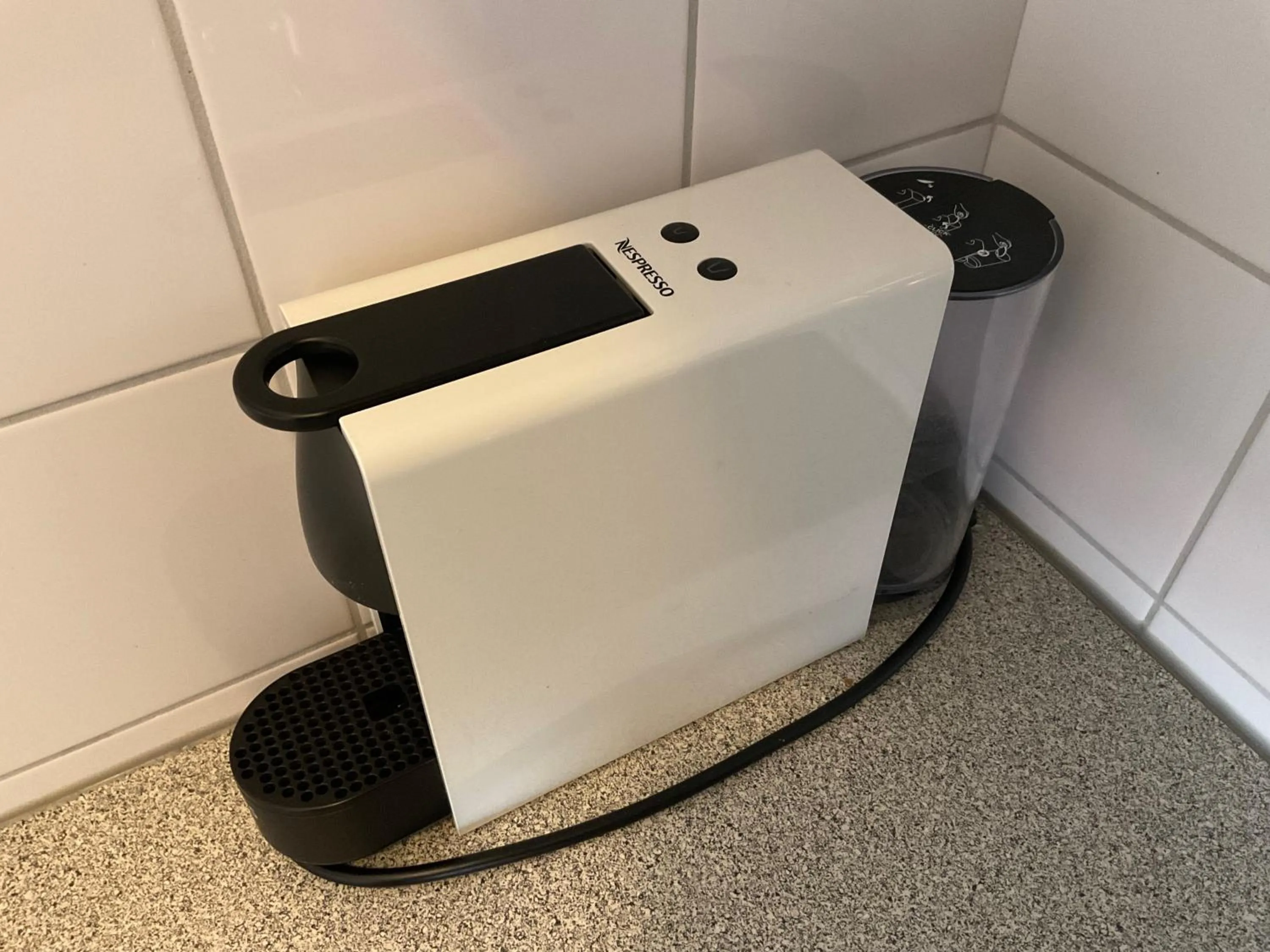 Coffee/tea facilities in Plato by Hofstad Studio’s