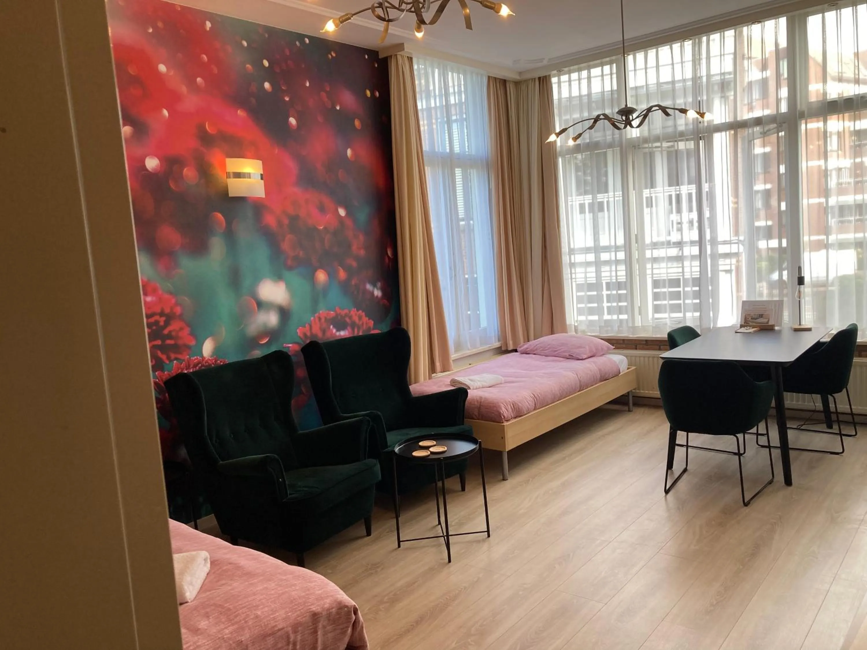 Seating area, Bed in Plato by Hofstad Studio’s