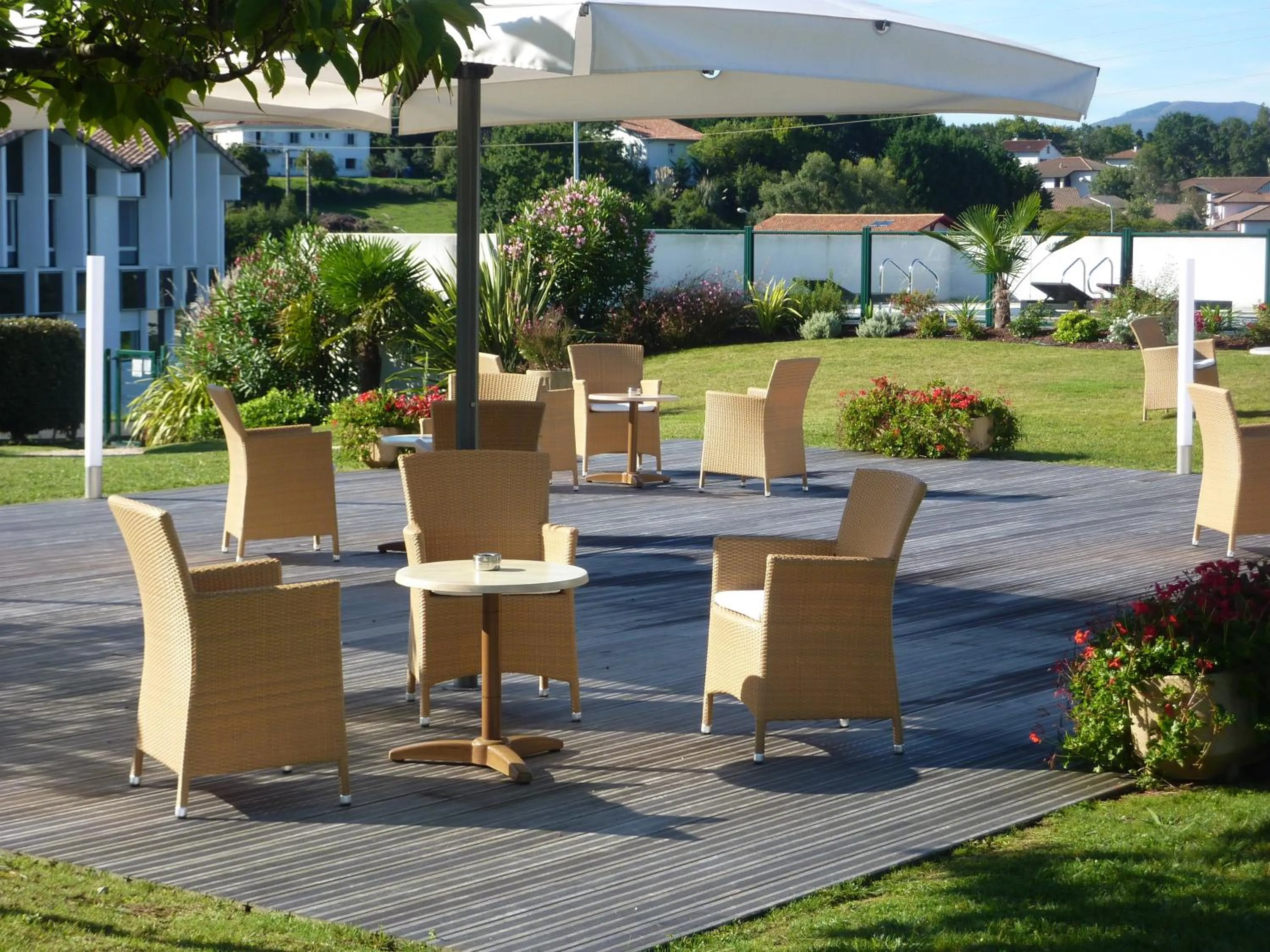 Garden in Hotel Donibane Saint-Jean-de-Luz