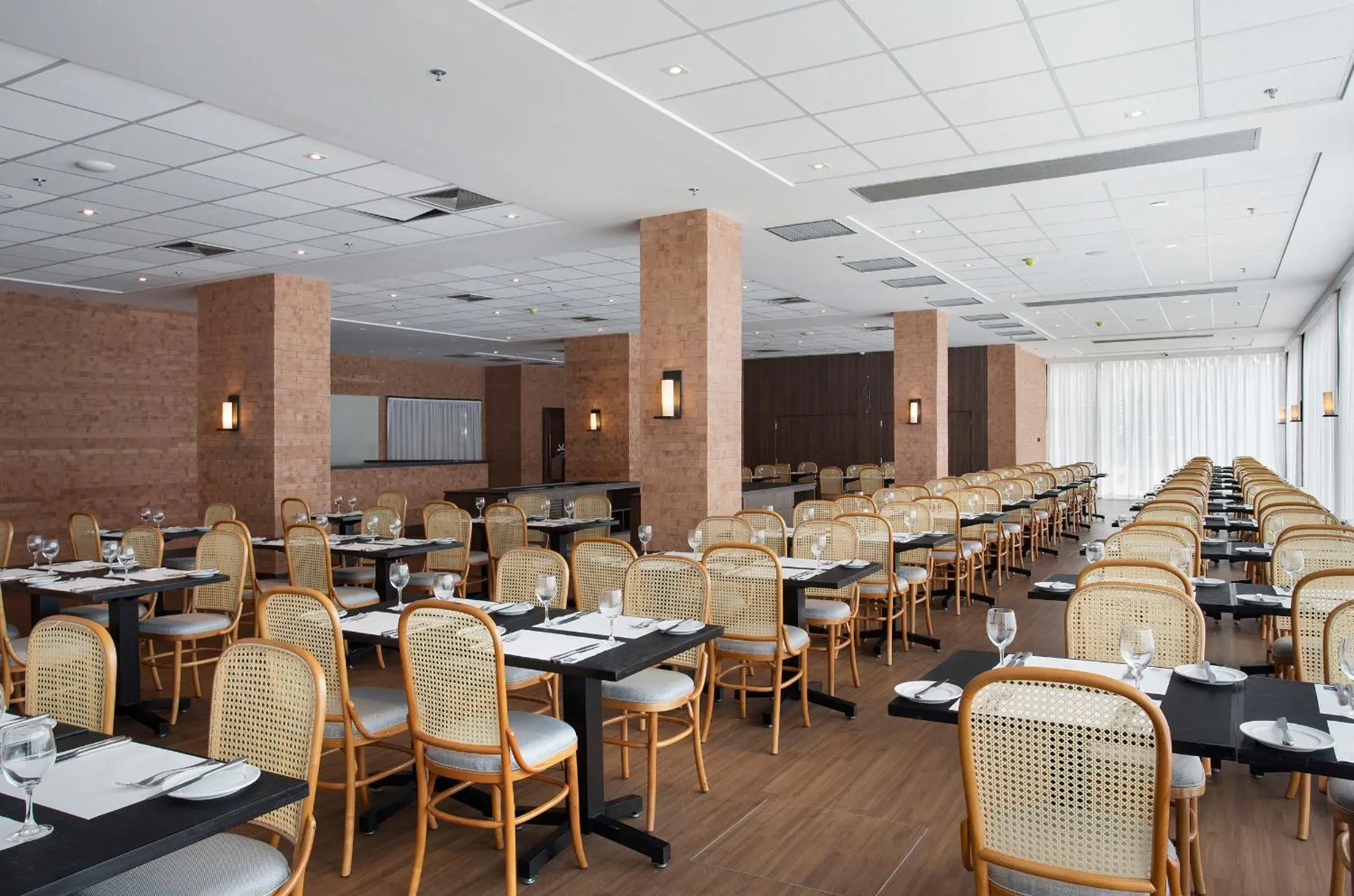 Restaurant/places to eat in Windsor Tower Hotel Restaurant/places to eat in Windsor Tower Hotel