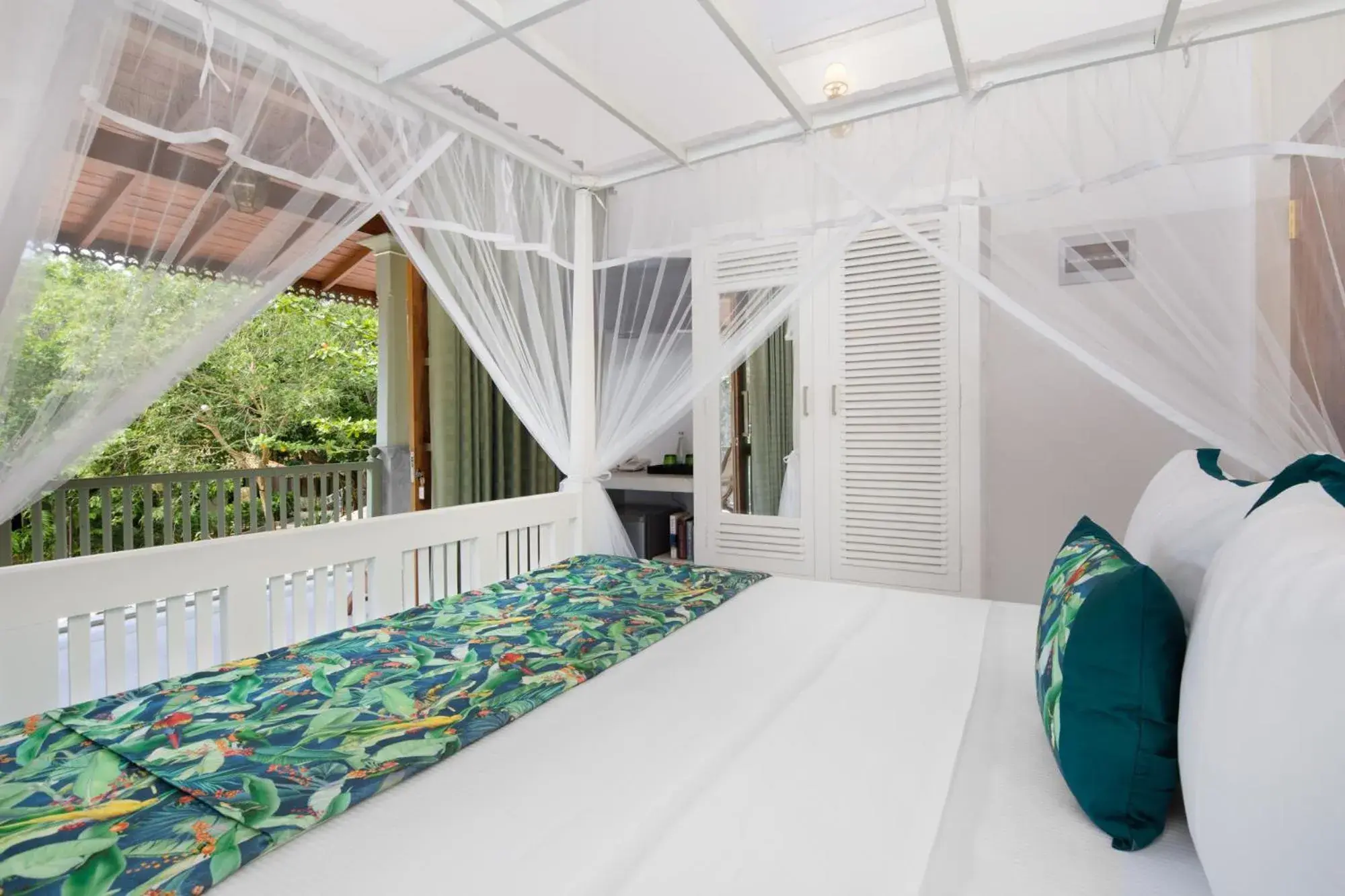 Deluxe Triple Room in Green Escape Unawatuna Deluxe Triple Room in Green Escape Unawatuna