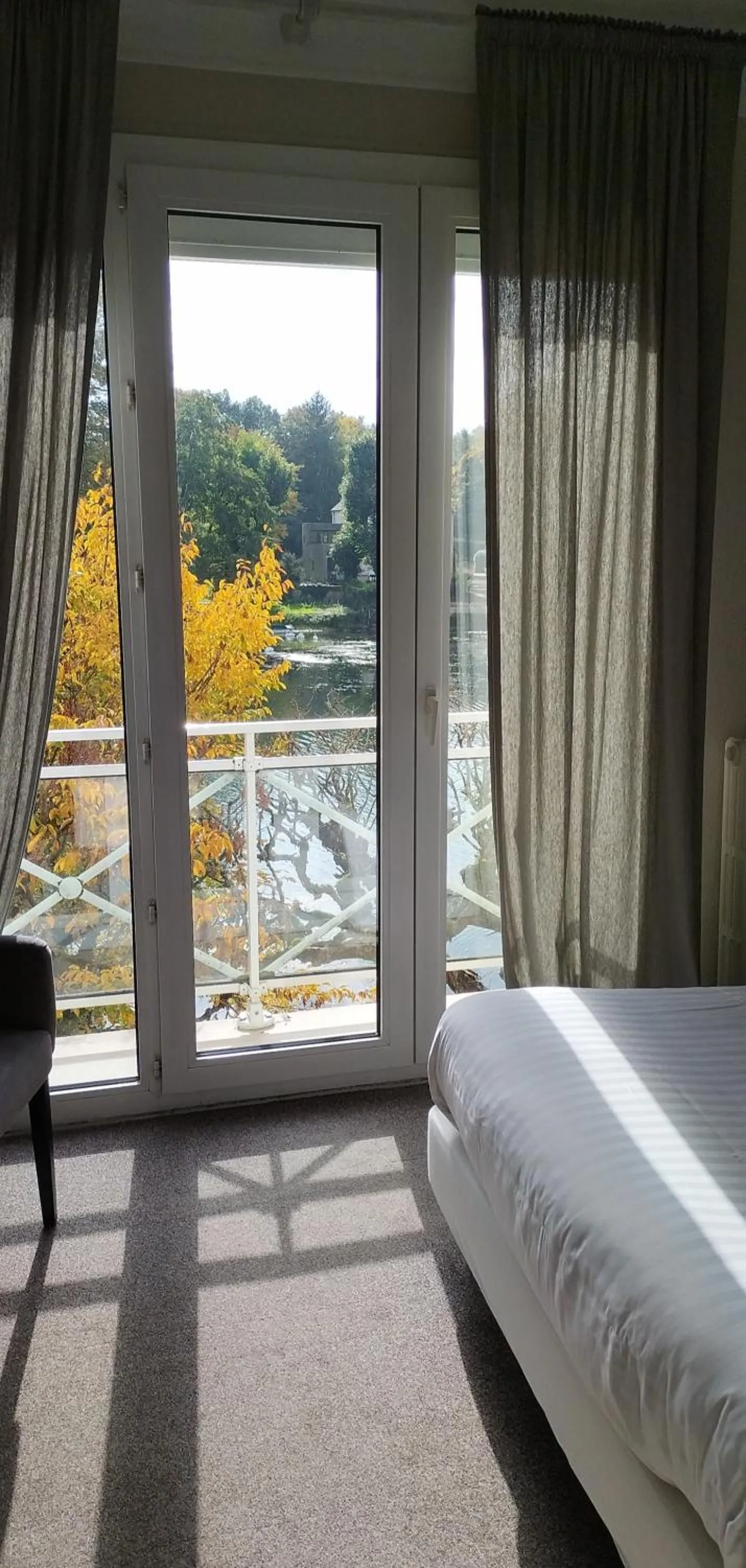 Bed in Hotel Le Rivage