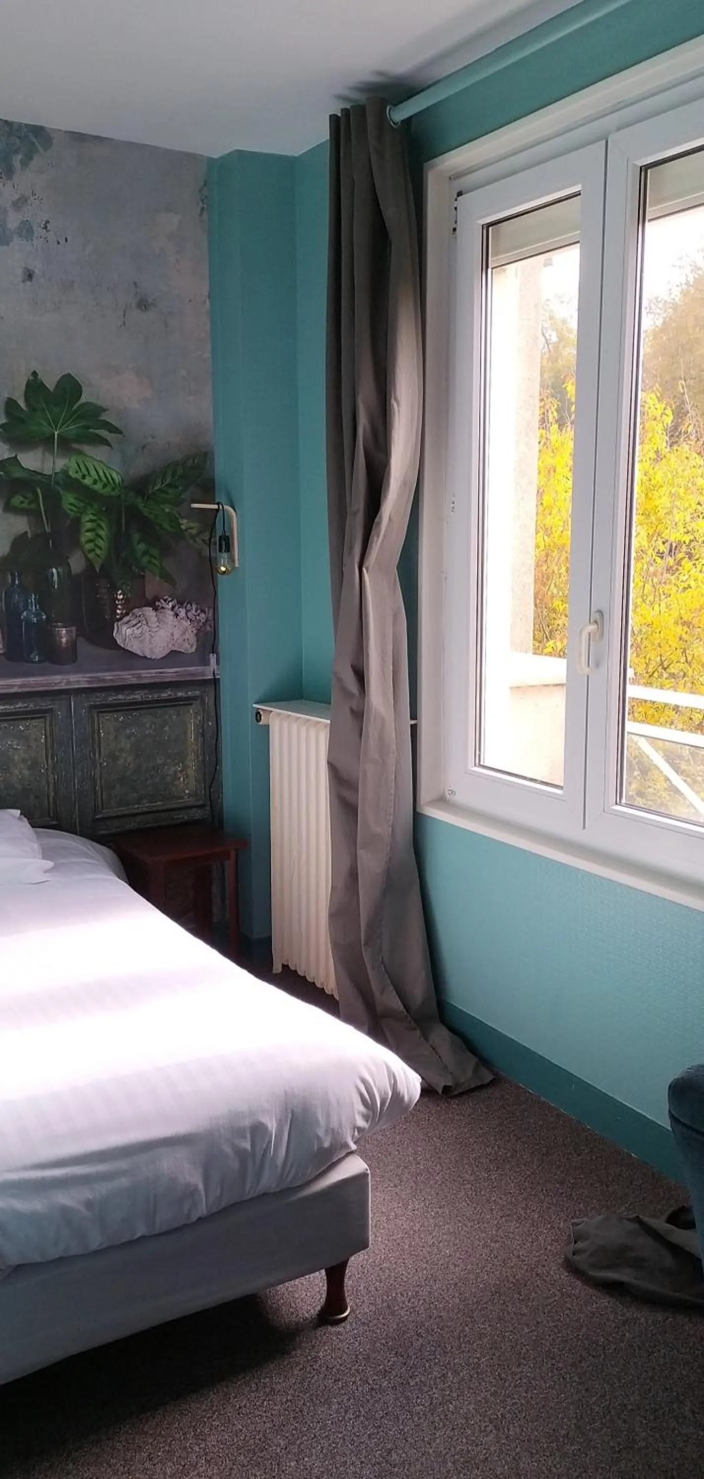 Bed in Hotel Le Rivage
