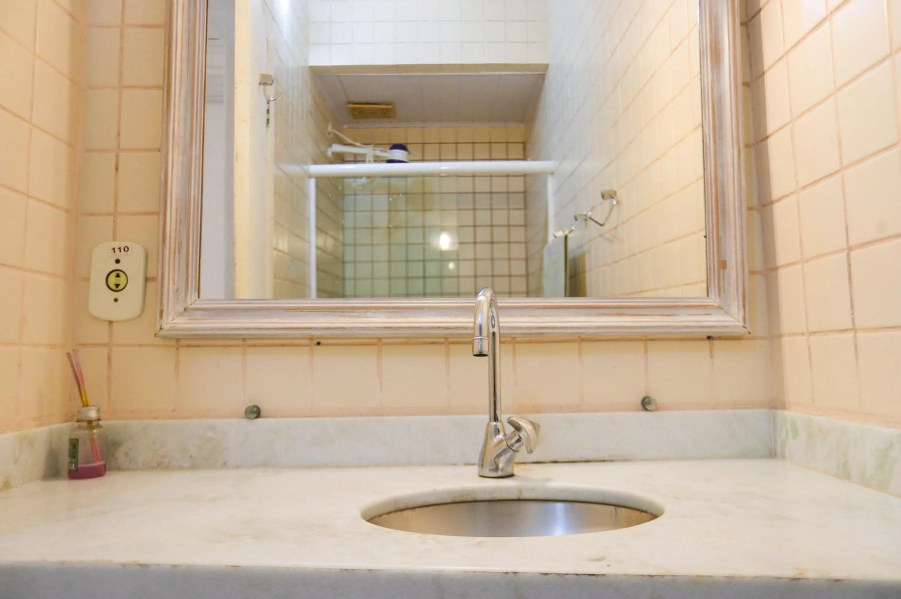 Bathroom in POUSADA AMENDOEIRA