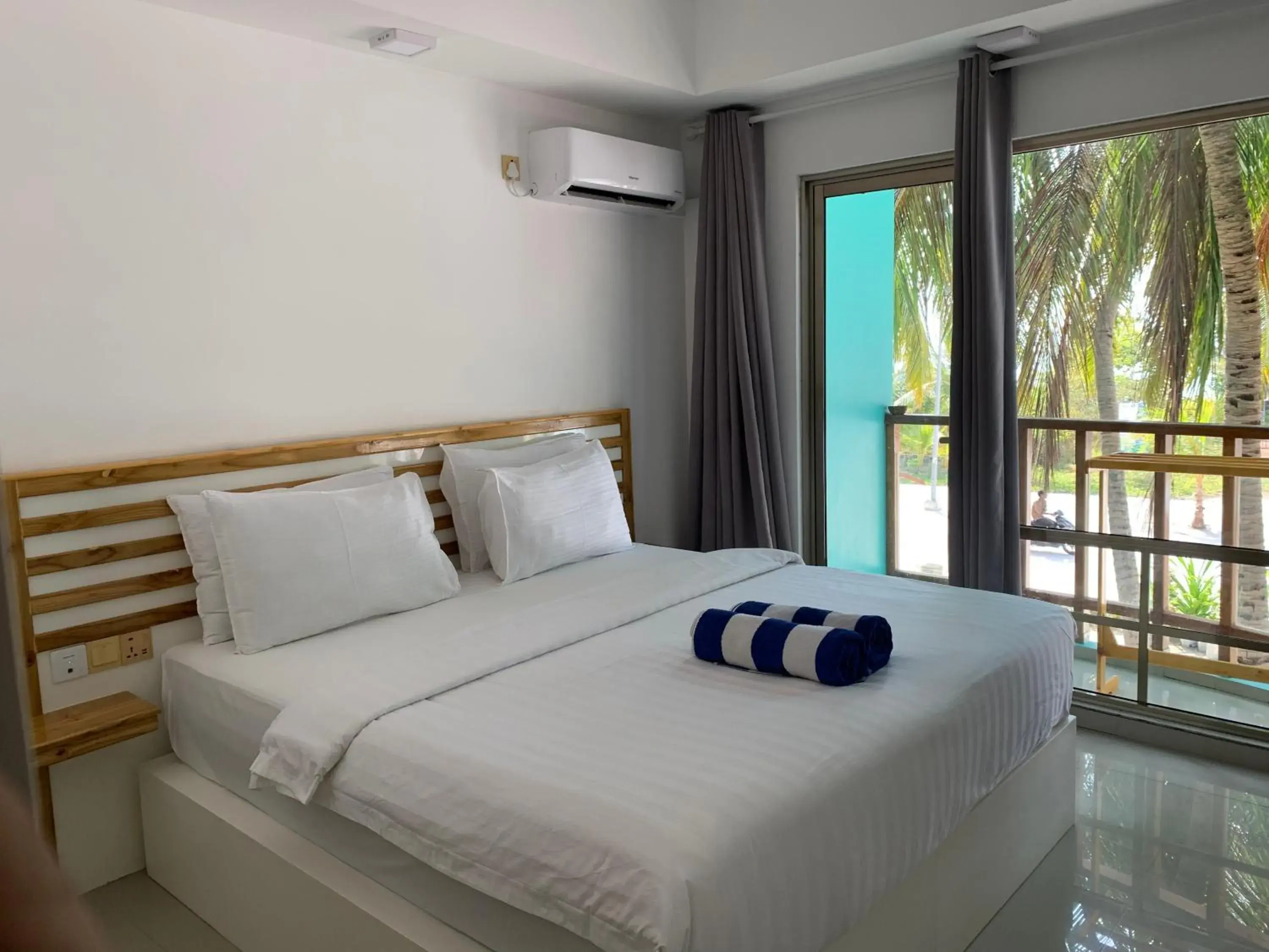 Bedroom, Bed in Lagoona Sunset Bedroom, Bed in Lagoona Sunset