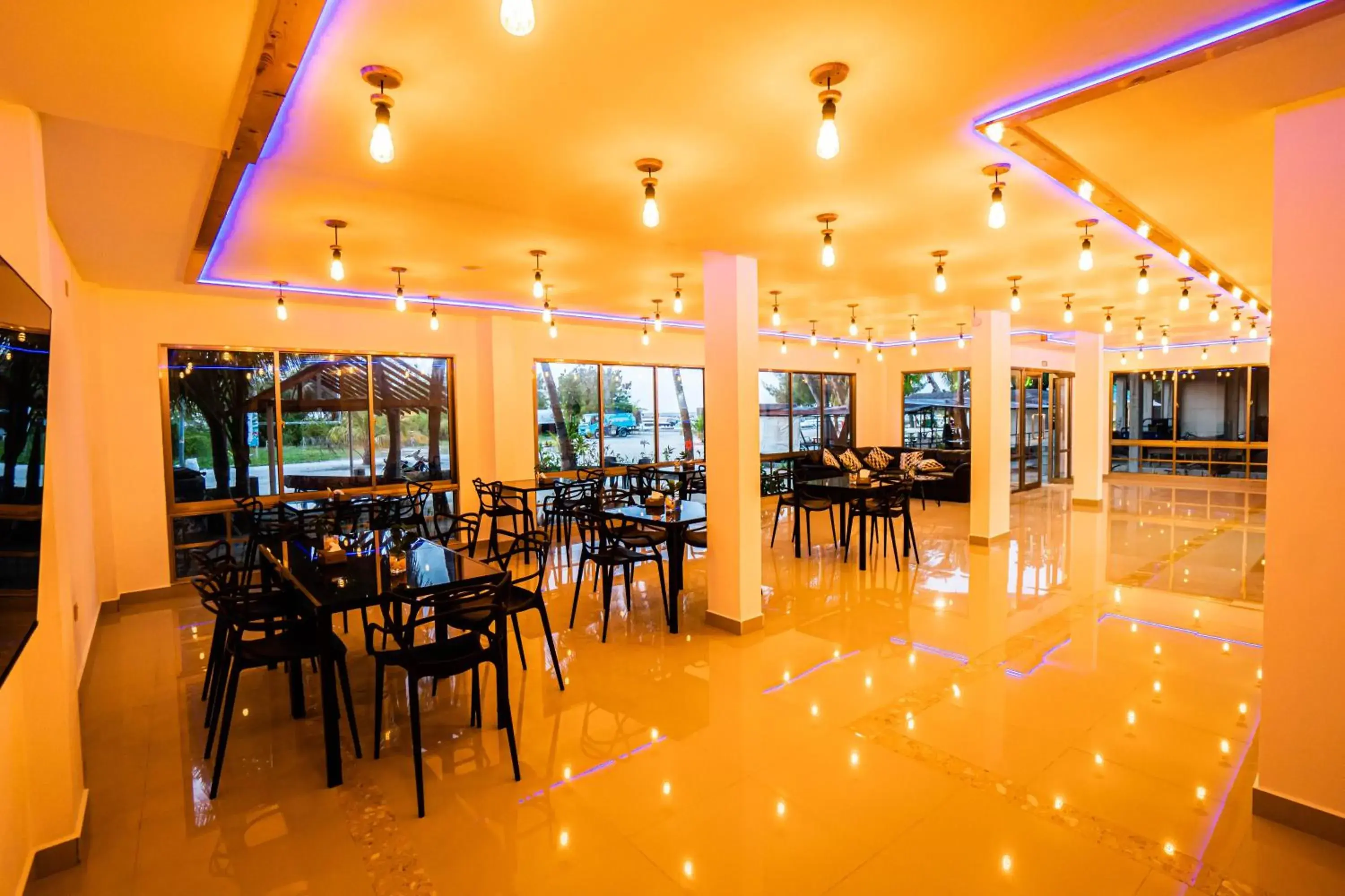 Restaurant/places to eat in Lagoona Sunset Restaurant/places to eat in Lagoona Sunset