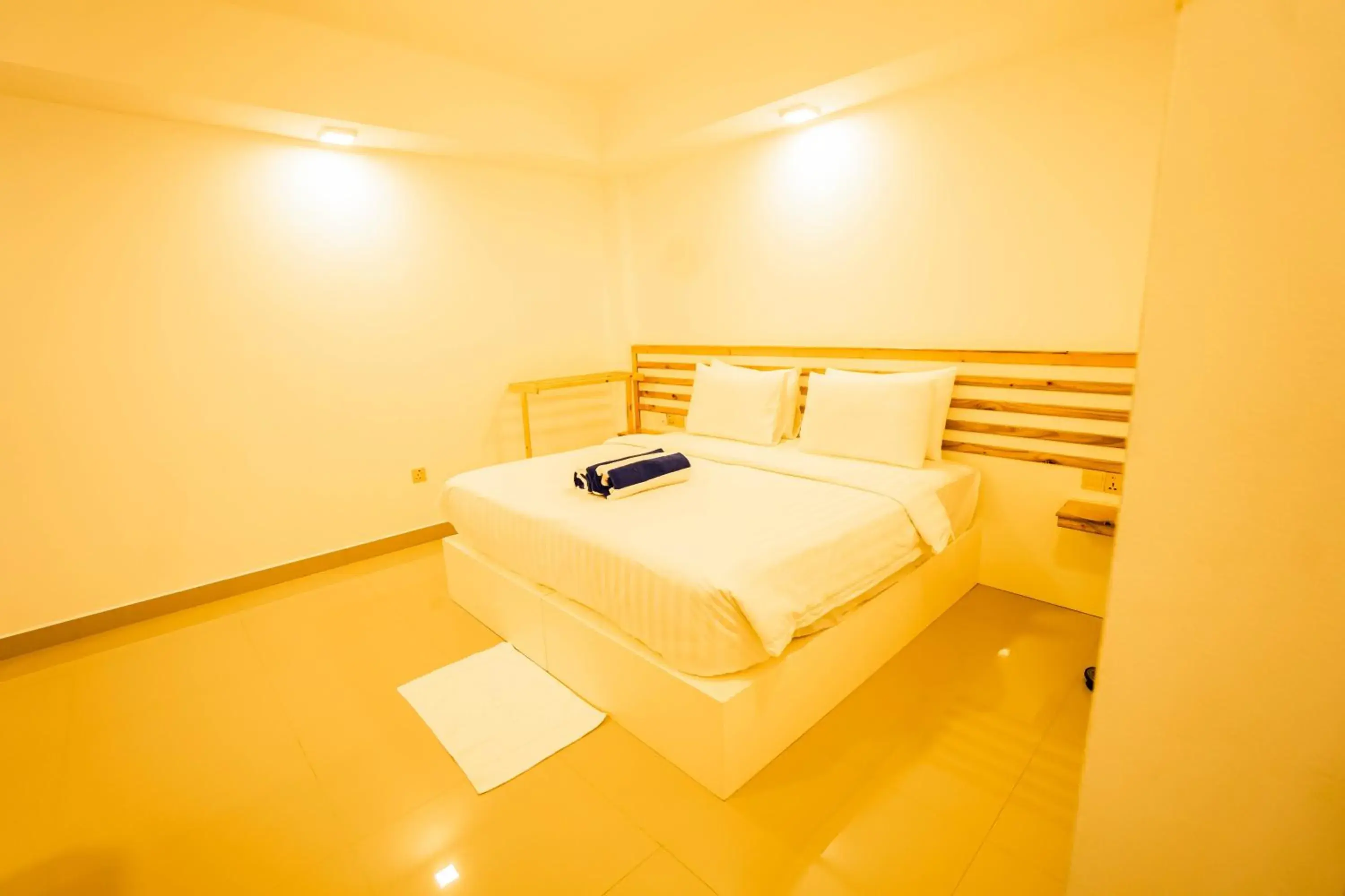 Bed in Lagoona Sunset Bed in Lagoona Sunset