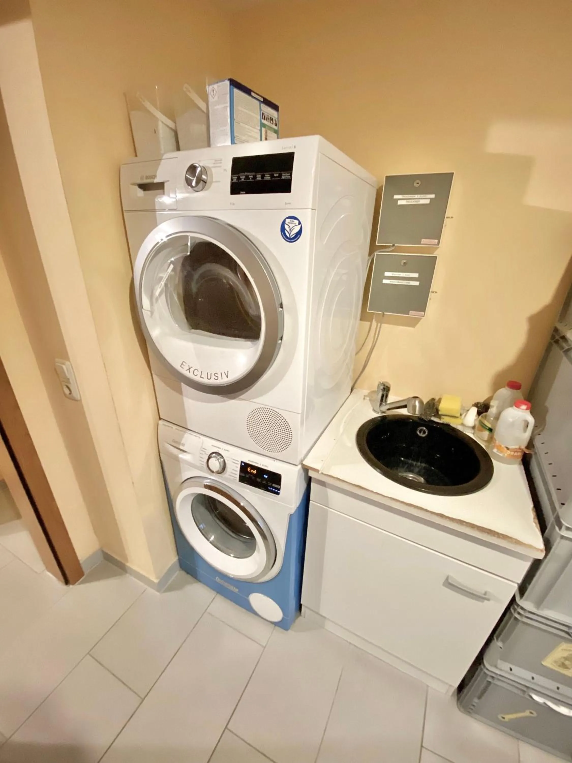 washing machine in Pension Laurent Ranch