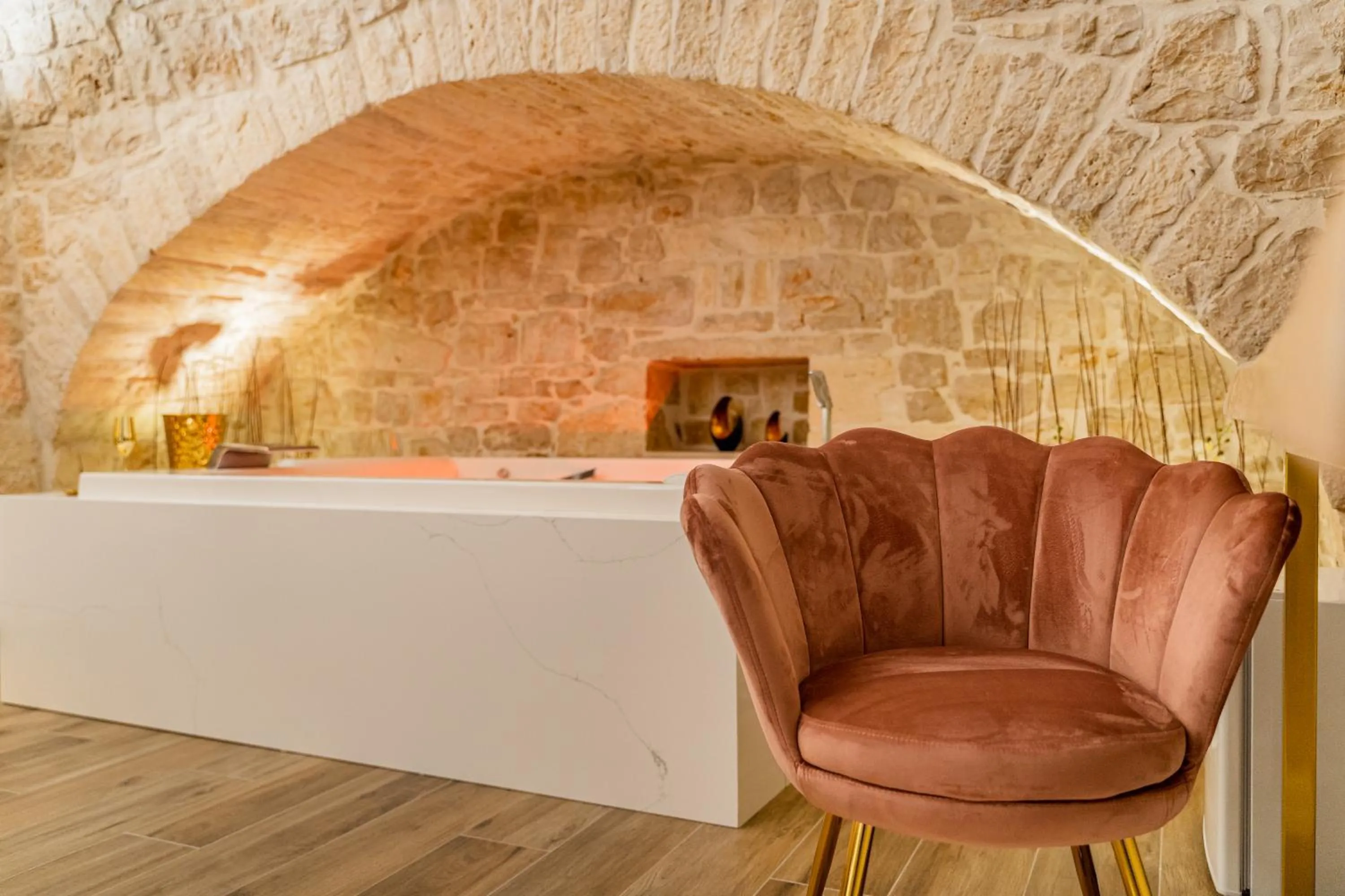 Hot Tub in Gold Suite B&B