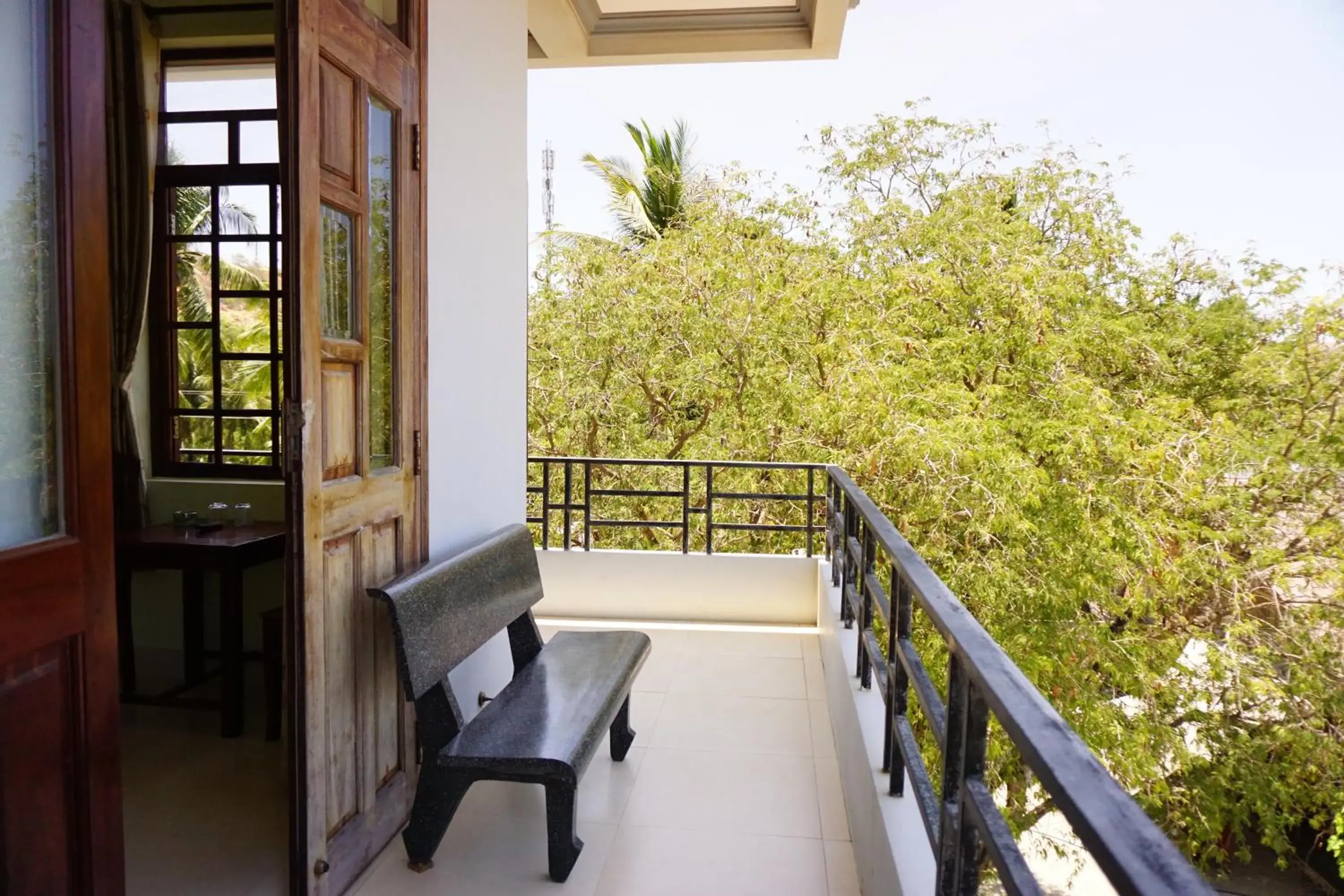 Balcony/Terrace in Cat Tien Guesthouse Balcony/Terrace in Cat Tien Guesthouse
