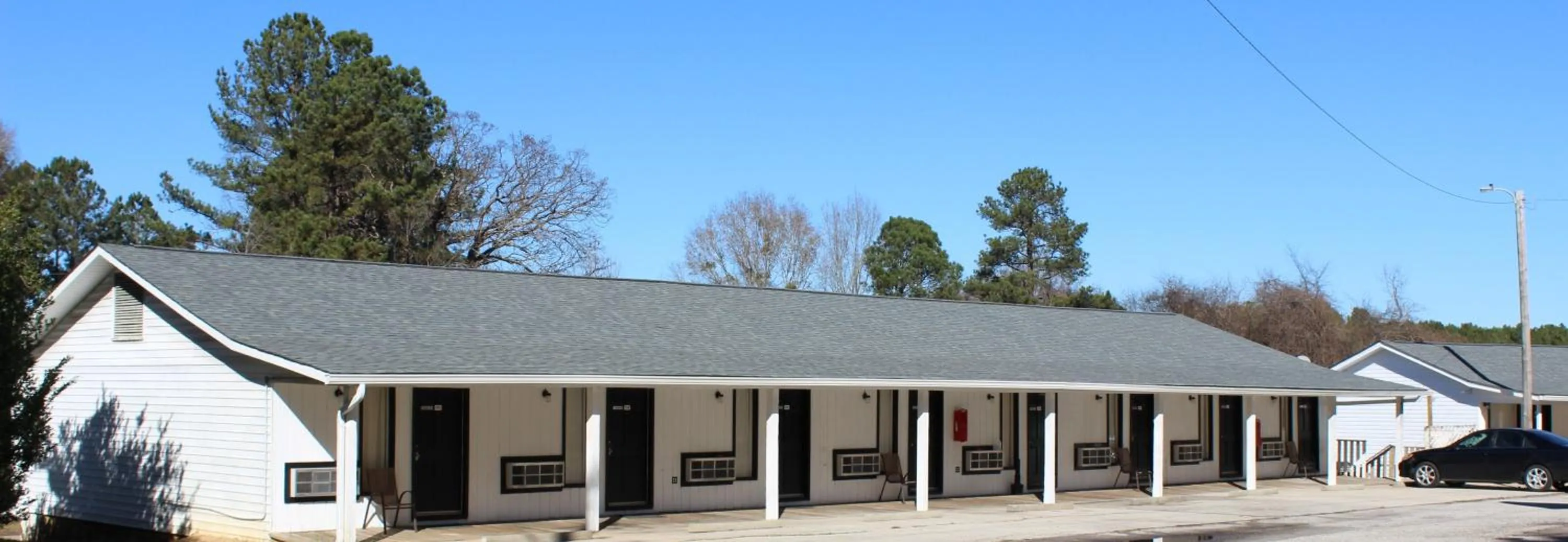 Property building in Bar-Mel Inn