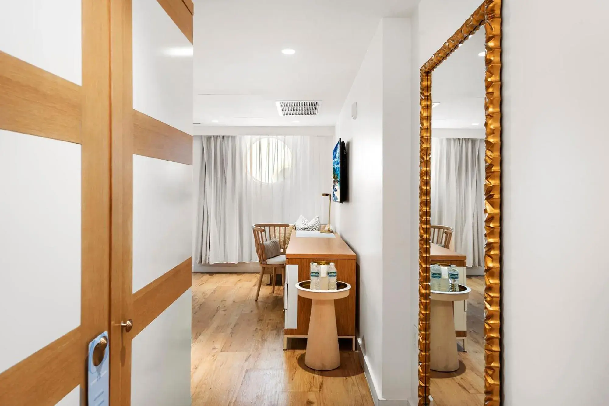 Bedroom in Hotel Ocean Bedroom in Hotel Ocean