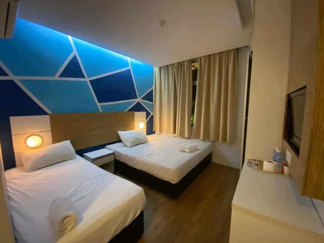 Triple Room with View in BANGI BUSINESS Hotel Triple Room with View in BANGI BUSINESS Hotel