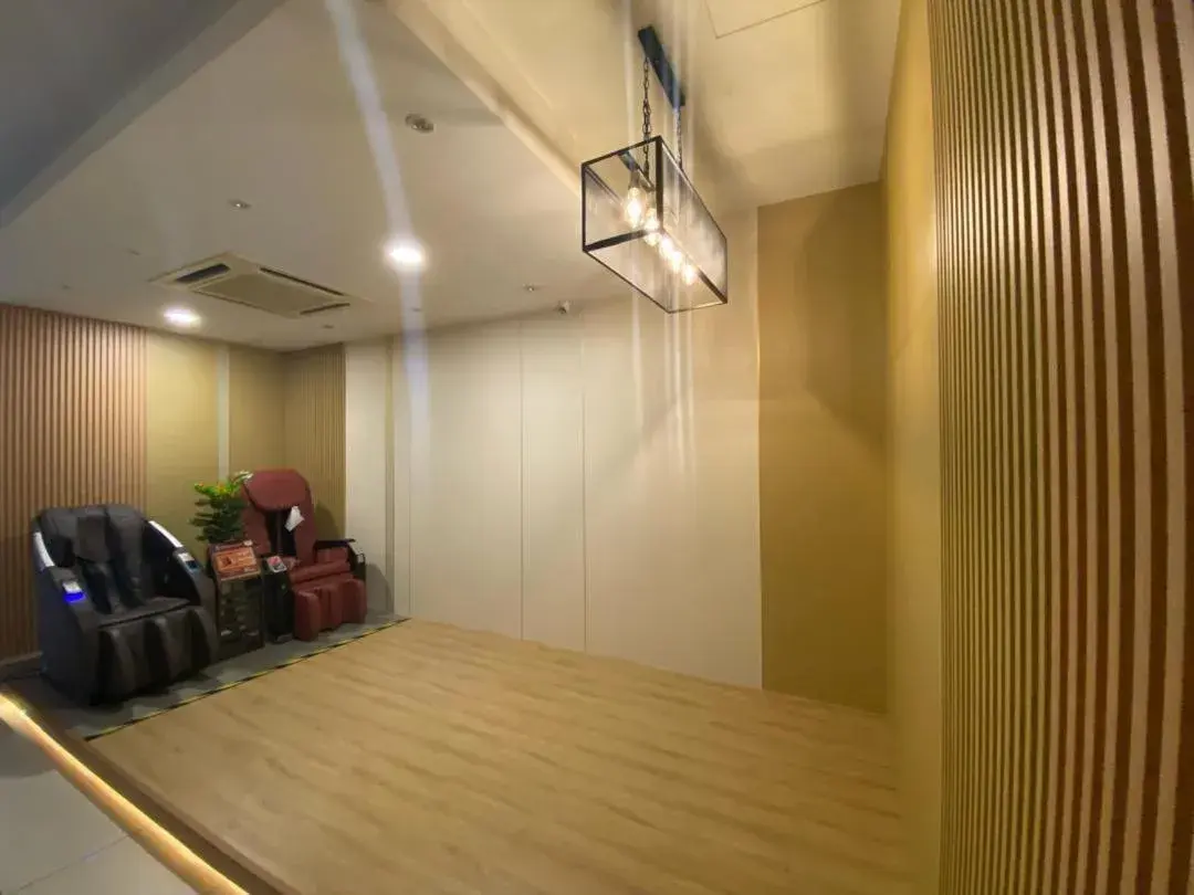 Lounge or bar in BANGI BUSINESS Hotel Lounge or bar in BANGI BUSINESS Hotel