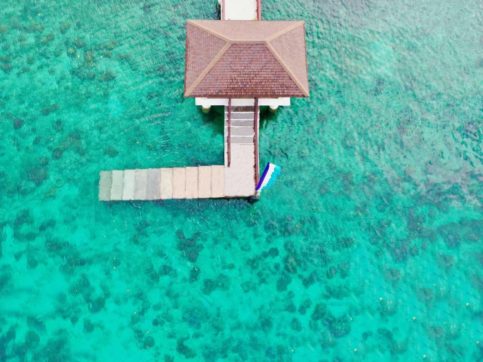 Bird's eye view in Crusoe Cabins Costa Azalea