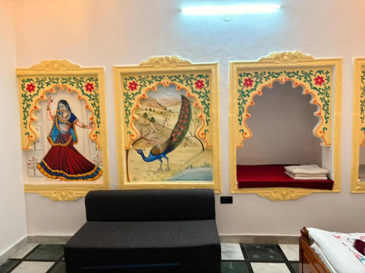 Decorative detail in Hotel Ushaan Haveli