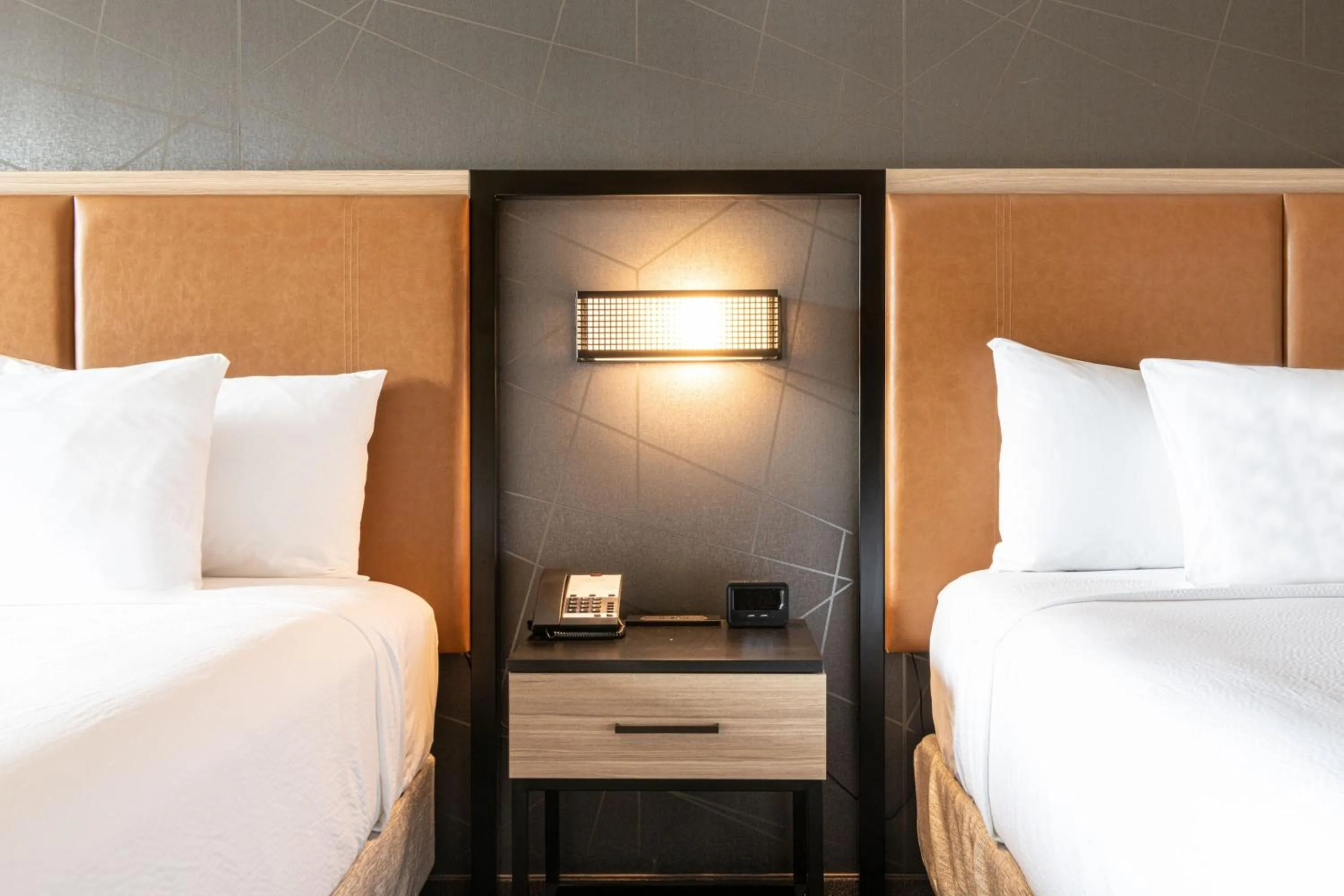 Photo of the whole room, Bed in SpringHill Suites by Marriott Baltimore Downtown Convention Center Area