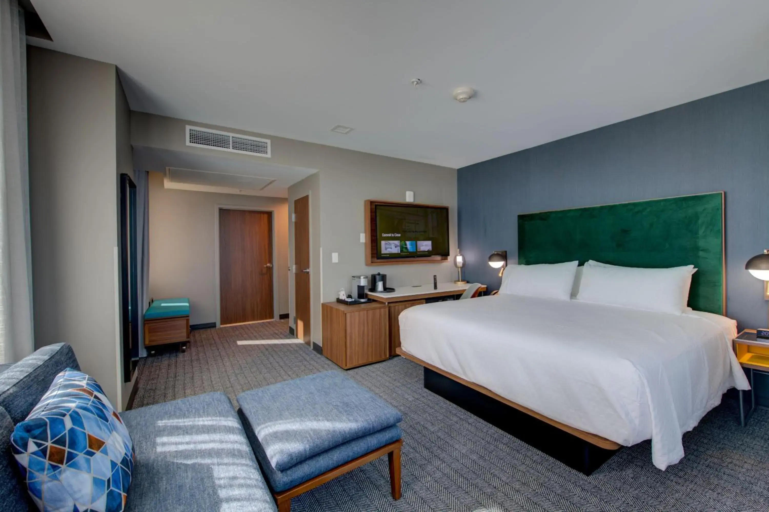 Photo of the whole room, Bed in The Threefoot Hotel, Meridian, a Tribute Portfolio Hotel Photo of the whole room, Bed in The Threefoot Hotel, Meridian, a Tribute Portfolio Hotel