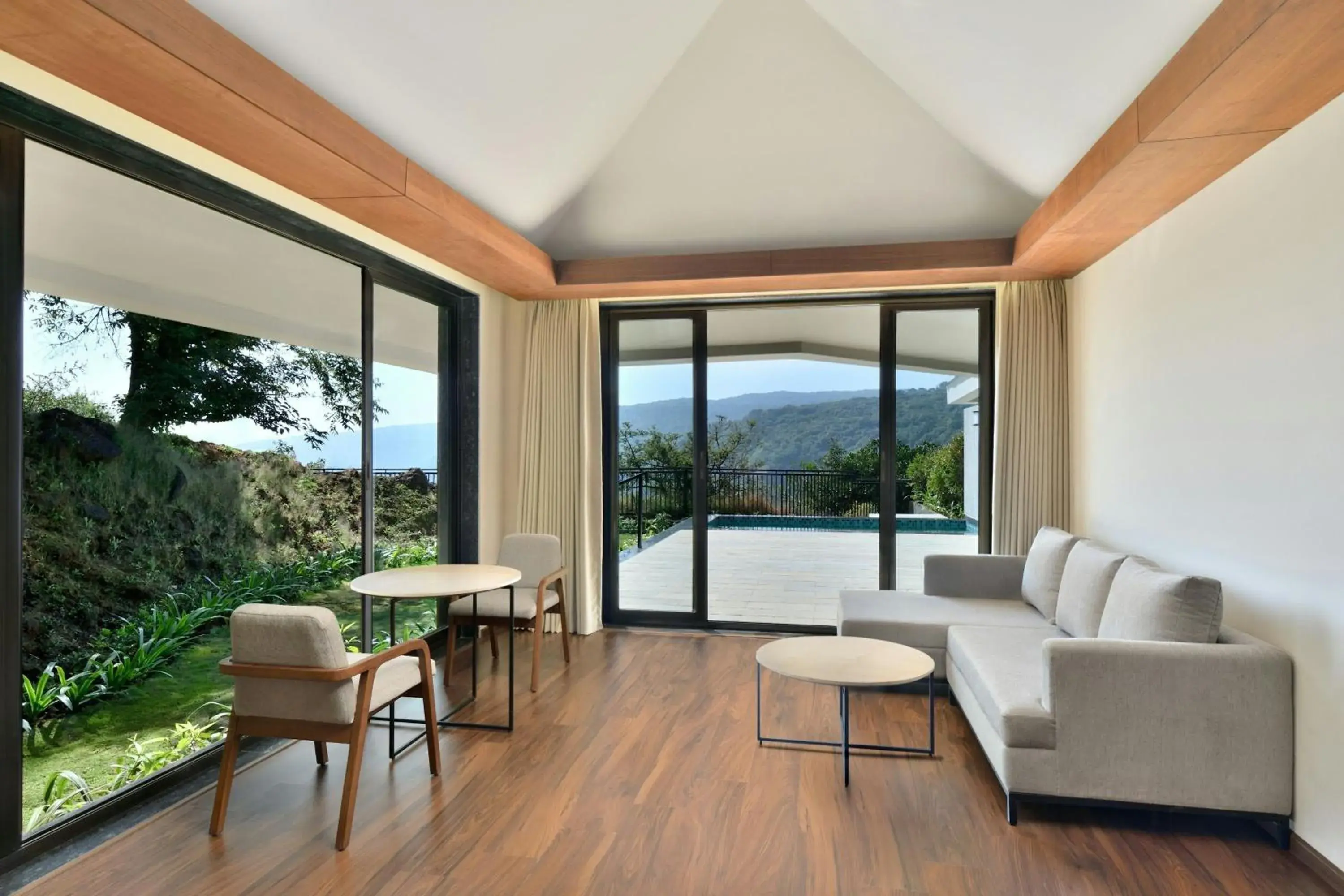 One-Bedroom King Villa with Patio and Valley View - single occupancy - Club Level in Courtyard by Marriott Mahabaleshwar One-Bedroom King Villa with Patio and Valley View - single occupancy - Club Level in Courtyard by Marriott Mahabaleshwar