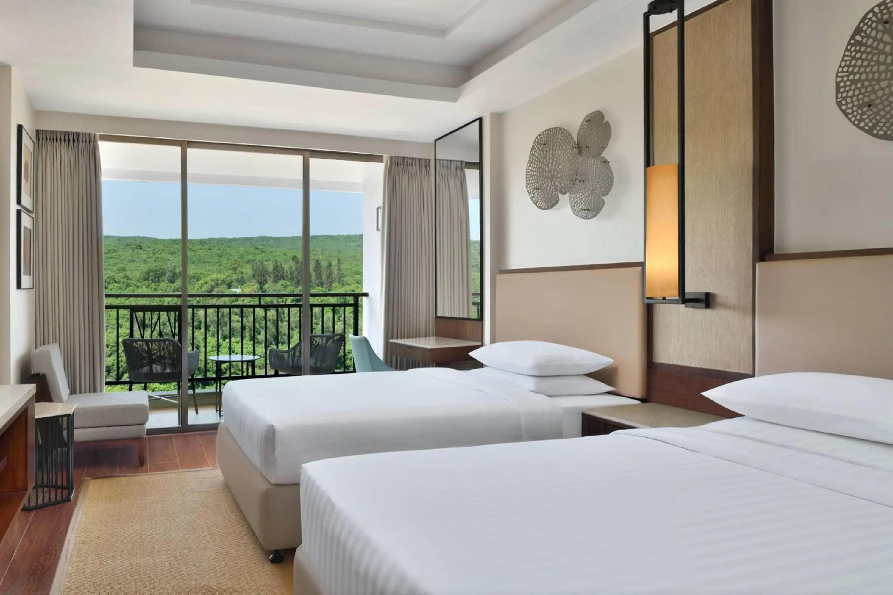 Twin Room with Balcony and Valley View - single occupancy in Courtyard by Marriott Mahabaleshwar Twin Room with Balcony and Valley View - single occupancy in Courtyard by Marriott Mahabaleshwar