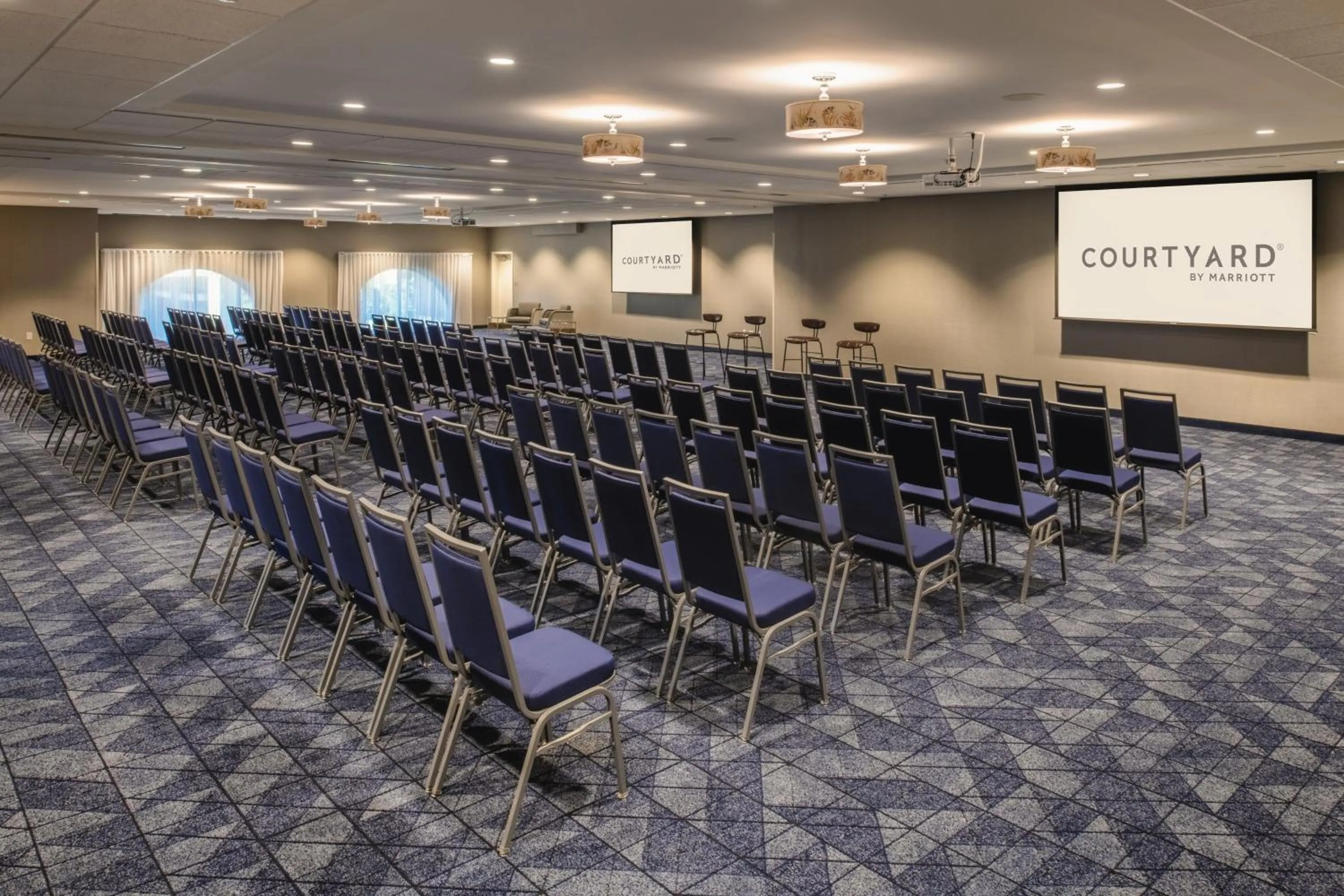 Meeting/conference room in Courtyard by Marriott Santa Cruz