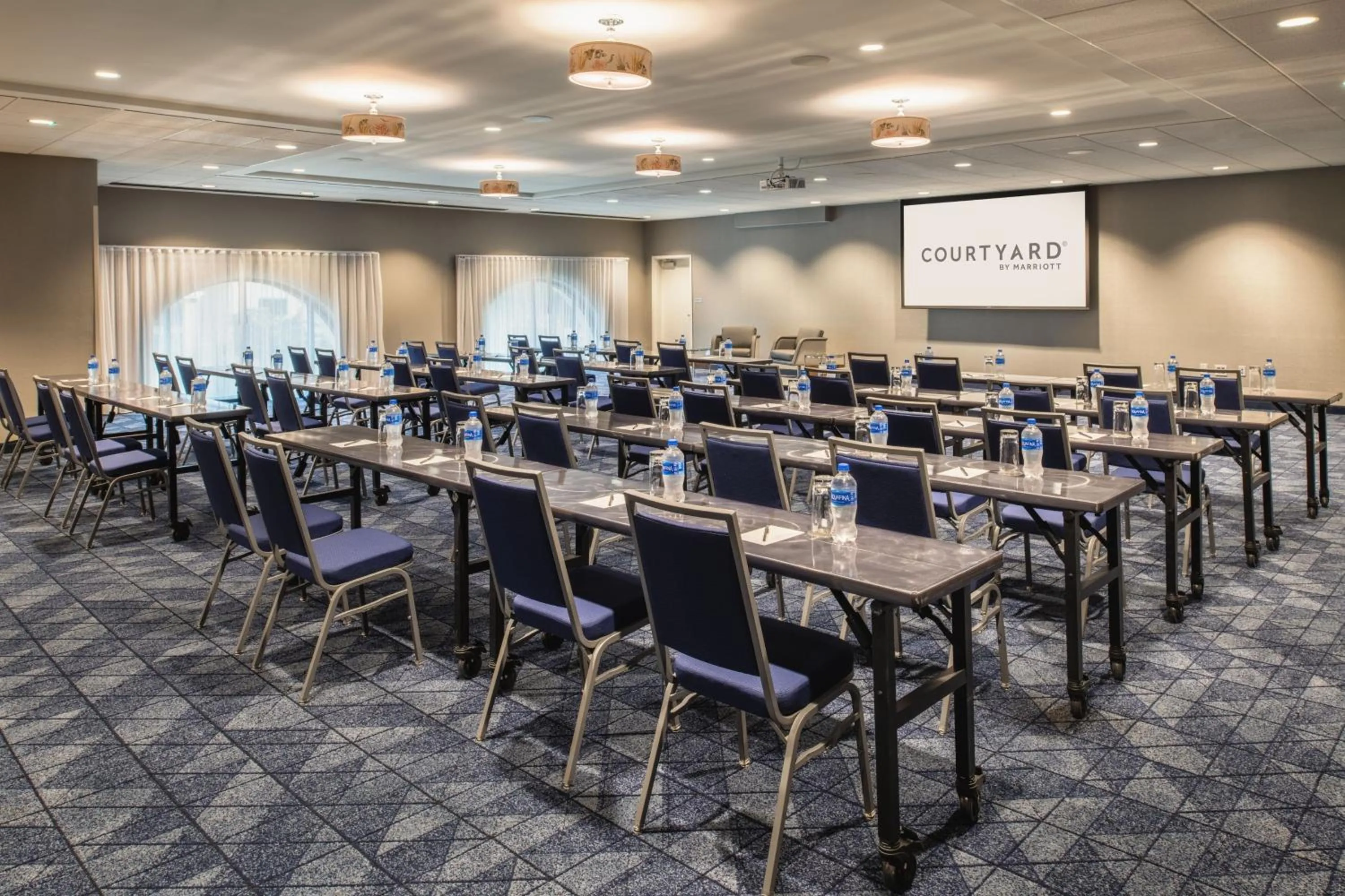 Meeting/conference room in Courtyard by Marriott Santa Cruz