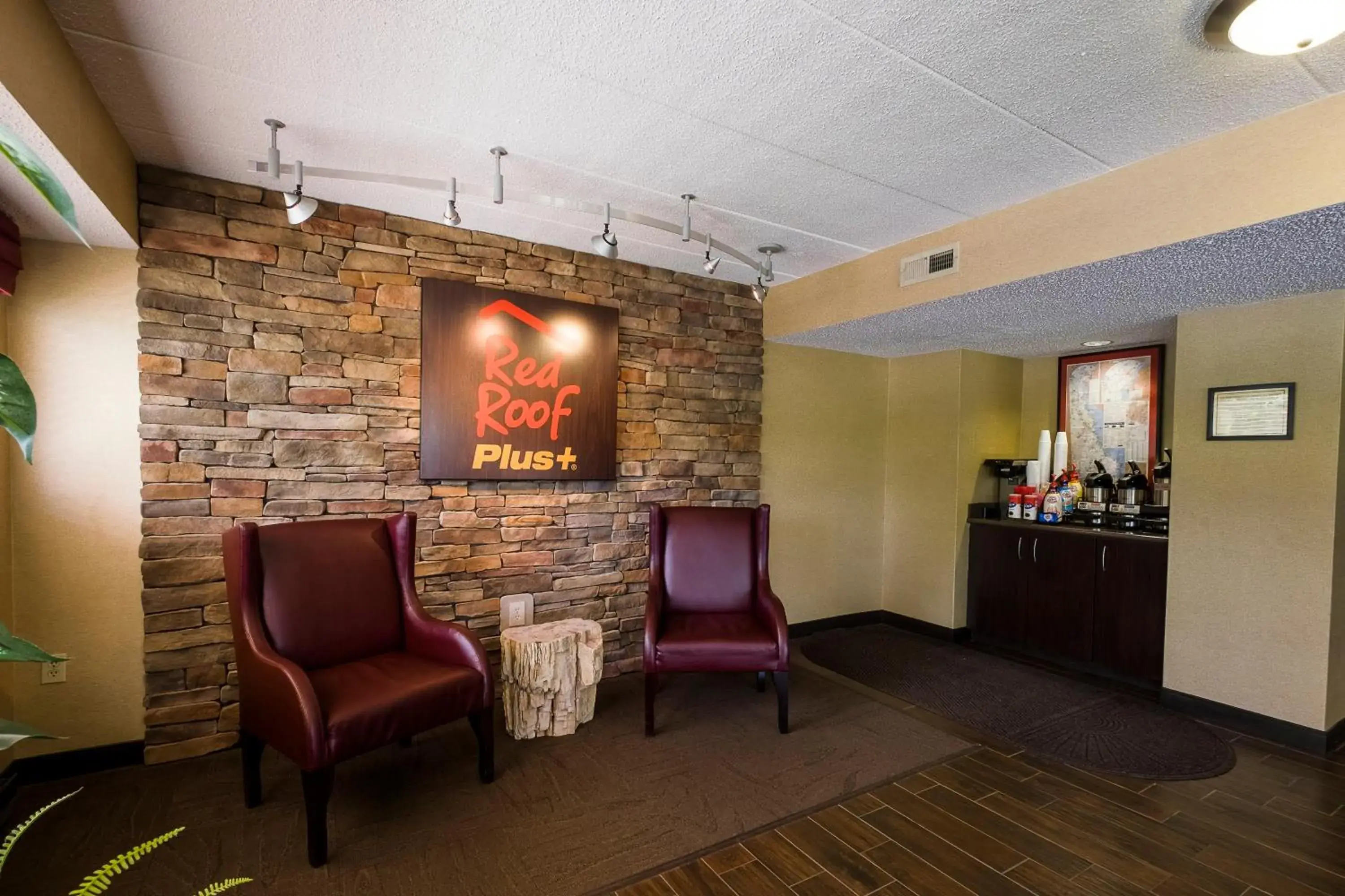 Lobby or reception in Red Roof Inn PLUS+ Wilmington - Newark Lobby or reception in Red Roof Inn PLUS+ Wilmington - Newark