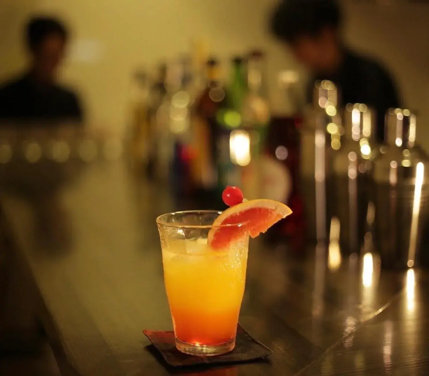 Lounge or bar in En- Hostel & Café bar Lounge or bar in En- Hostel & Café bar