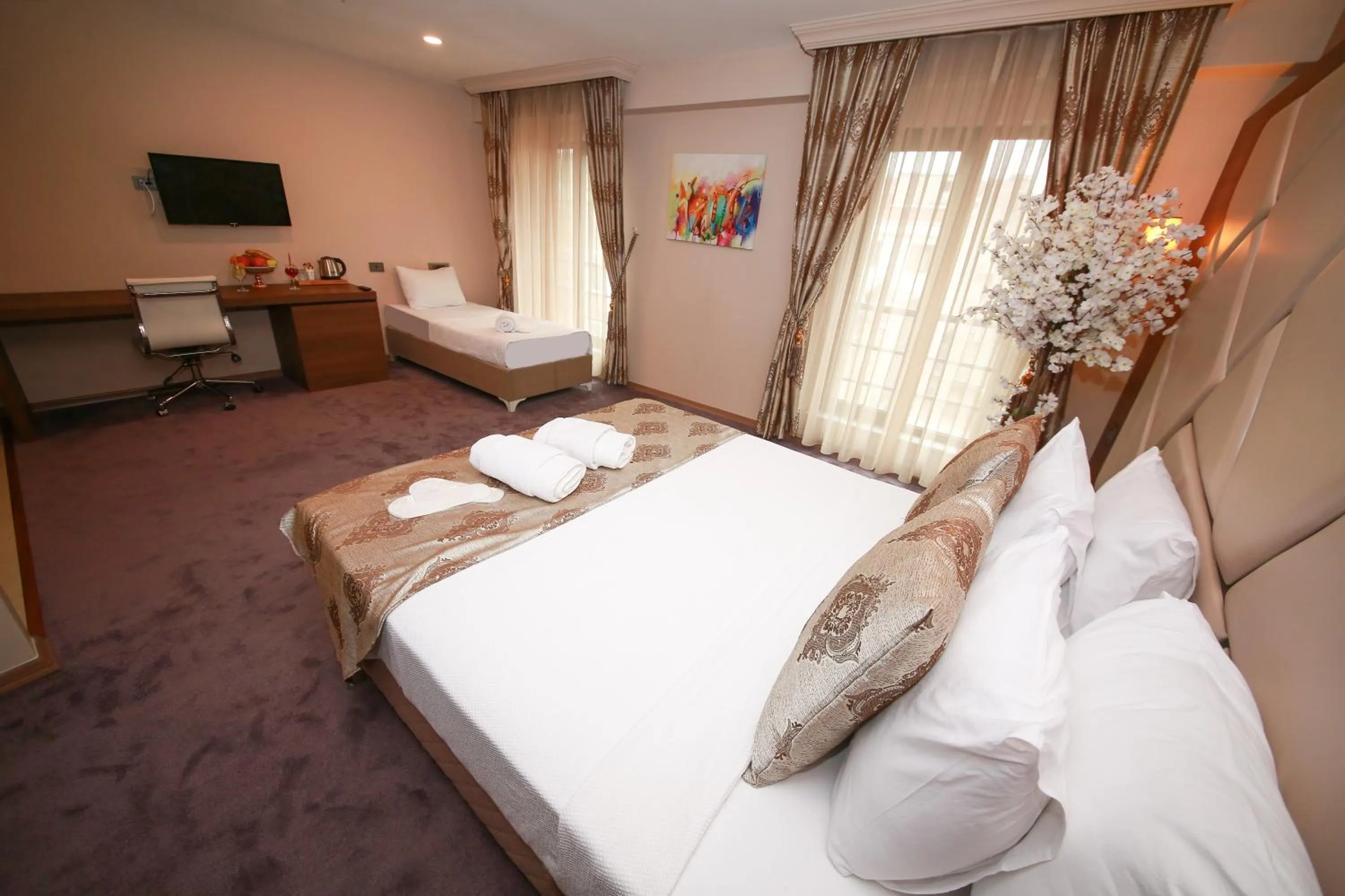 Photo of the whole room, Bed in Litros Hotel & Spa