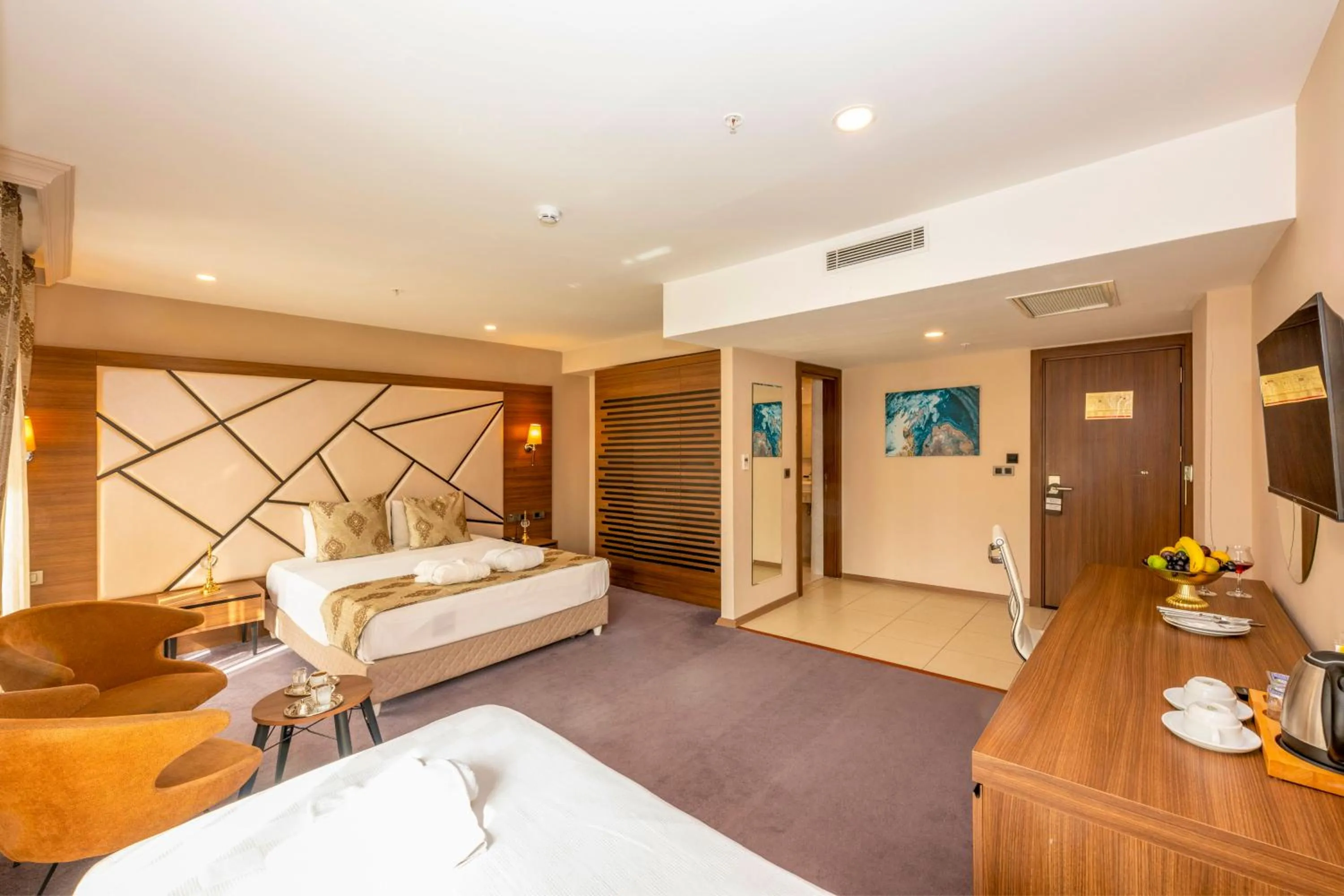 Bed in Litros Hotel & Spa