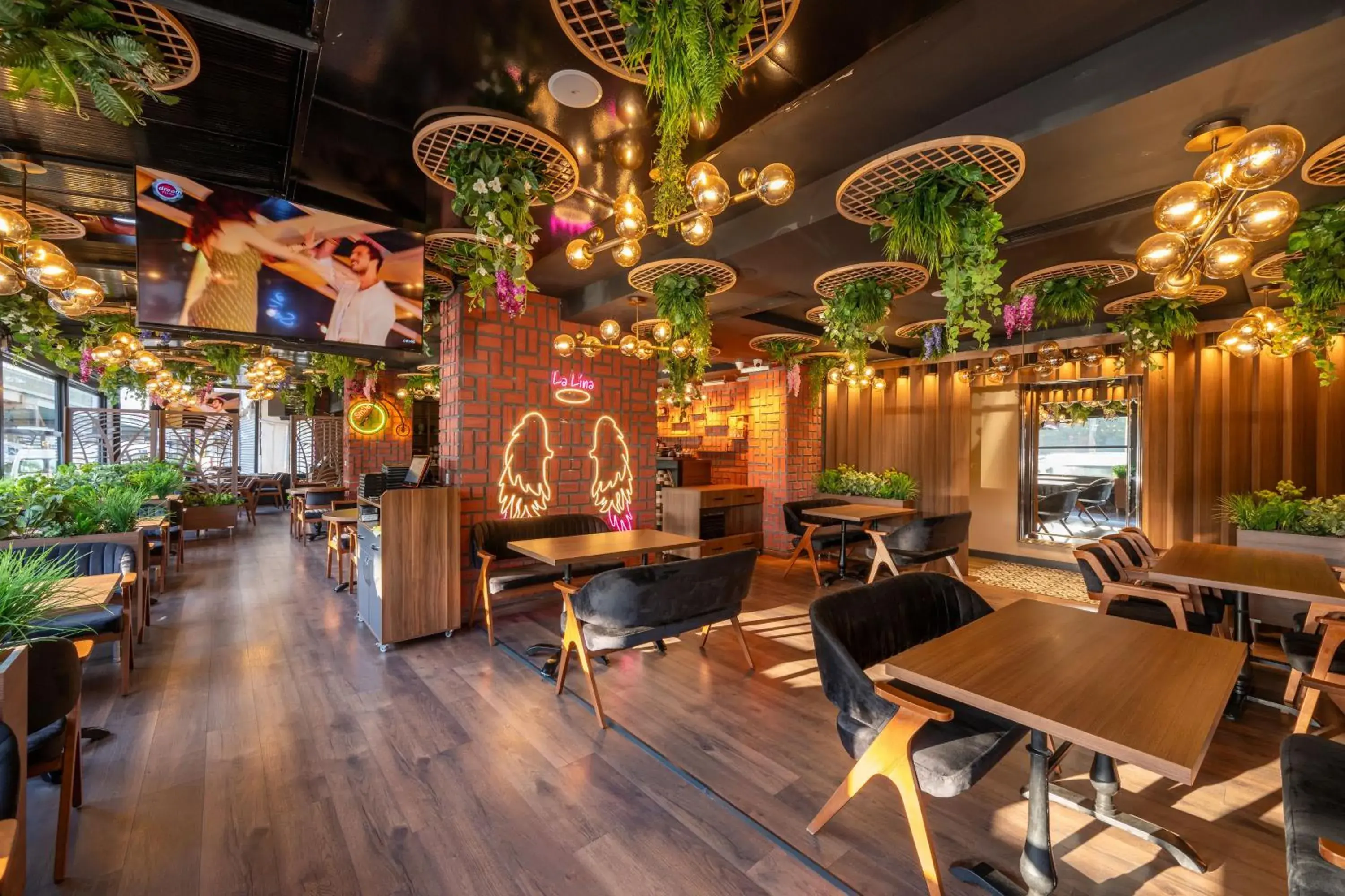 Restaurant/places to eat in Litros Hotel & Spa Restaurant/places to eat in Litros Hotel & Spa