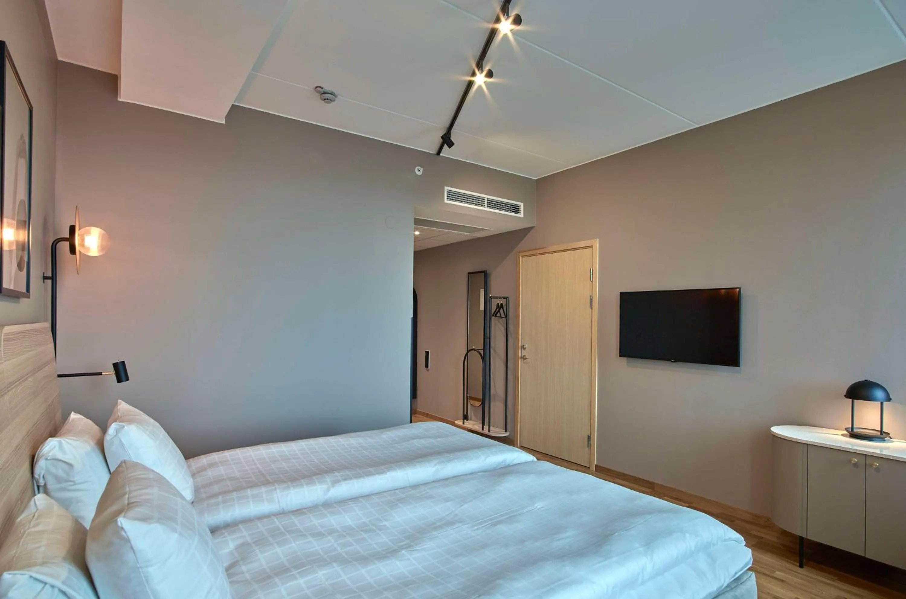 Bedroom, Bed in Scandic Örebro Central