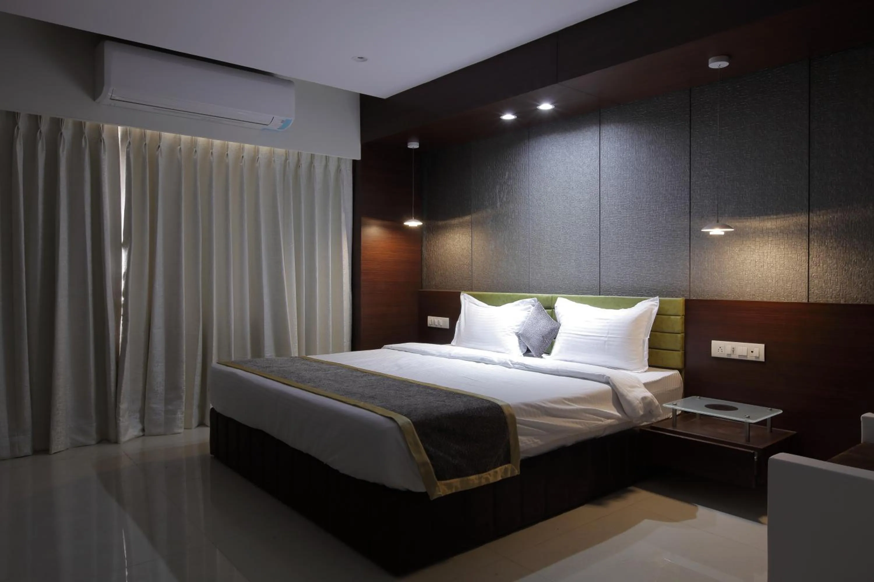 Photo of the whole room, Bed in HOTEL THE LOTUS PARK