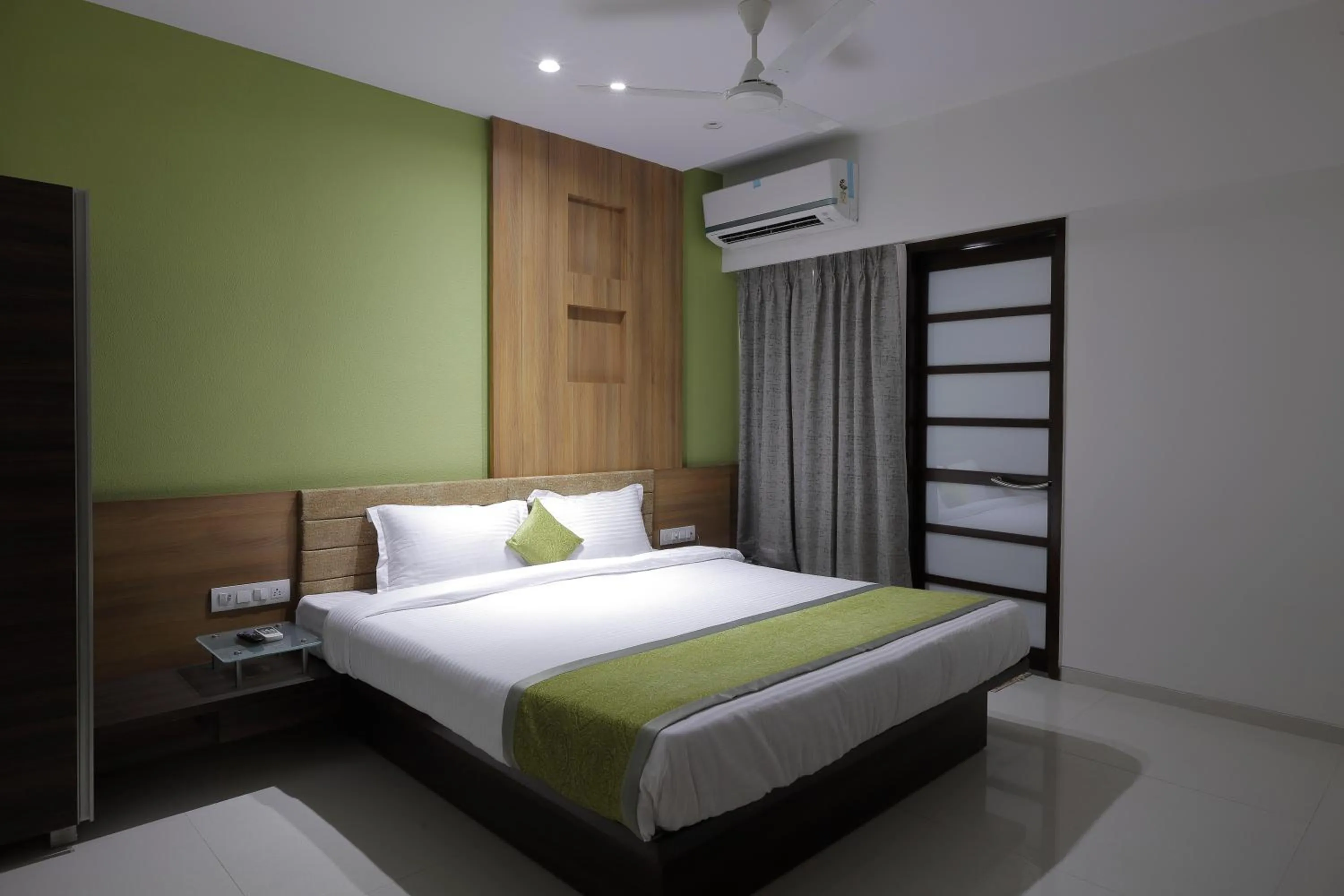 Photo of the whole room, Bed in HOTEL THE LOTUS PARK