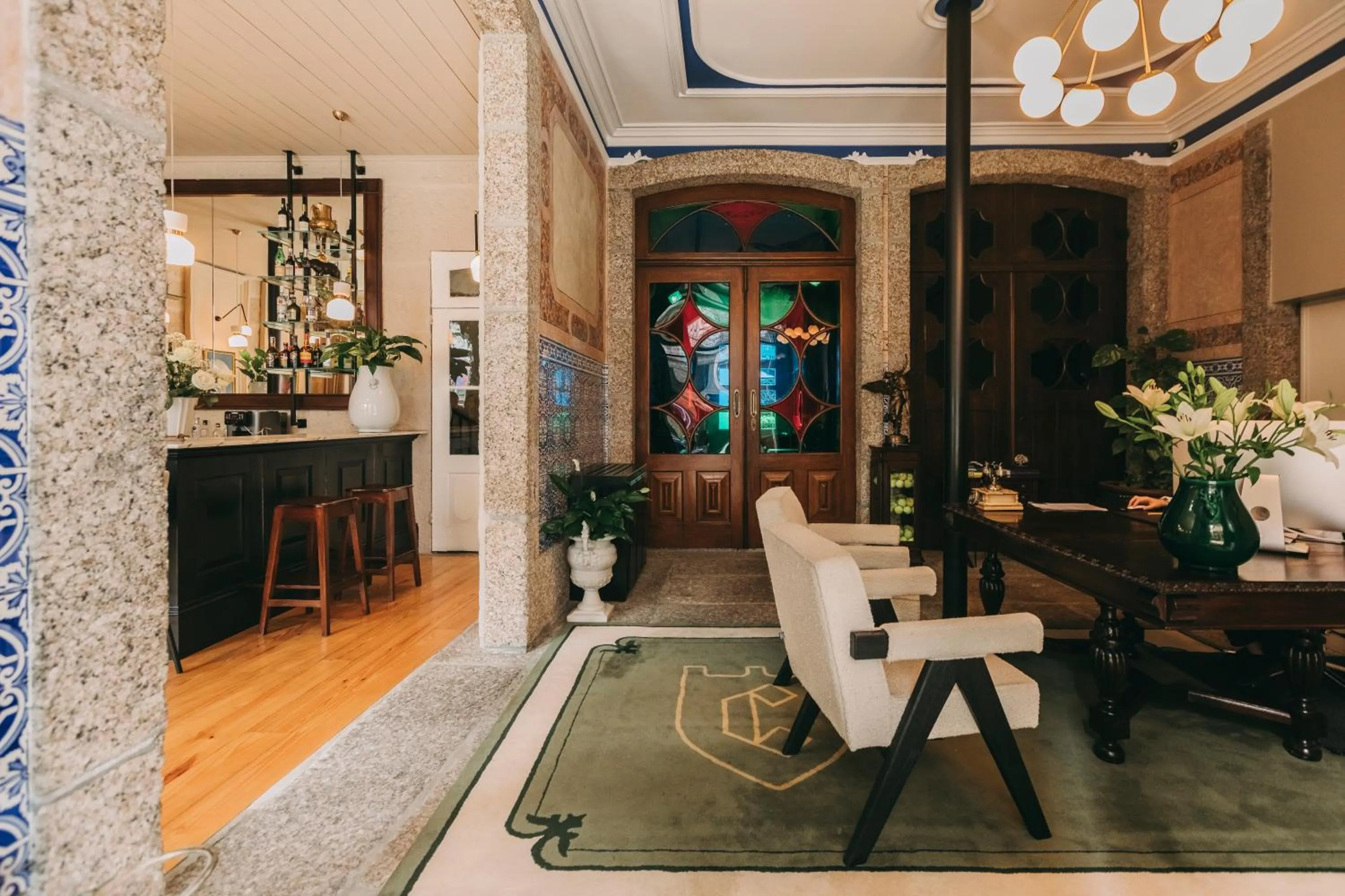 Lounge or bar in Torel Royal Court